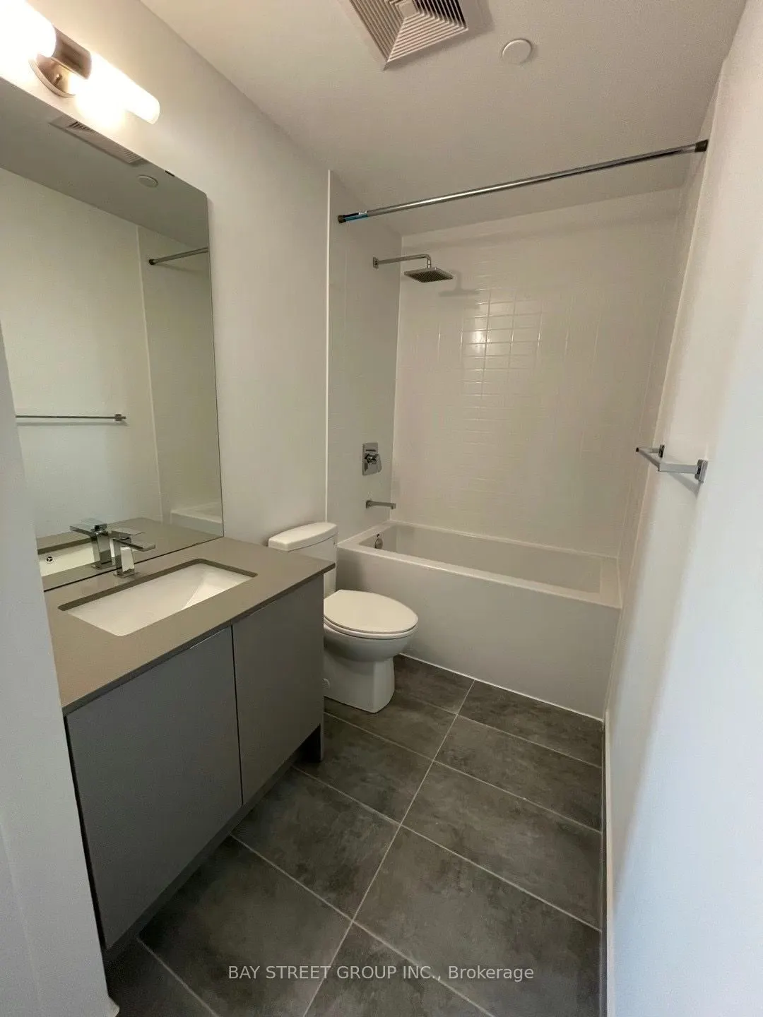 2485 Taunton Road W, #824