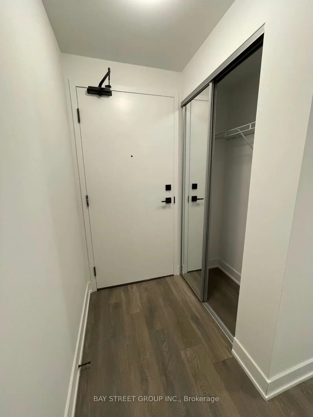 2485 Taunton Road W, #824