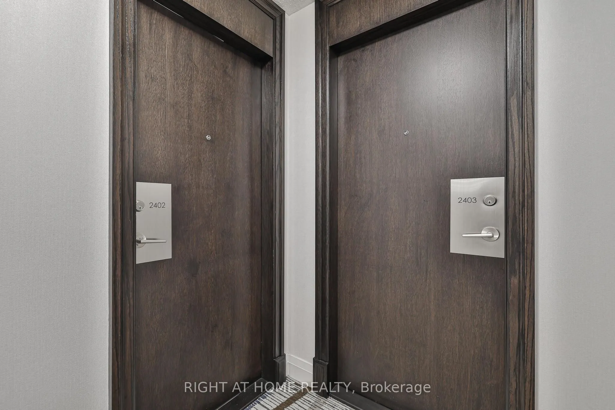 3 Michael Power Place, #2