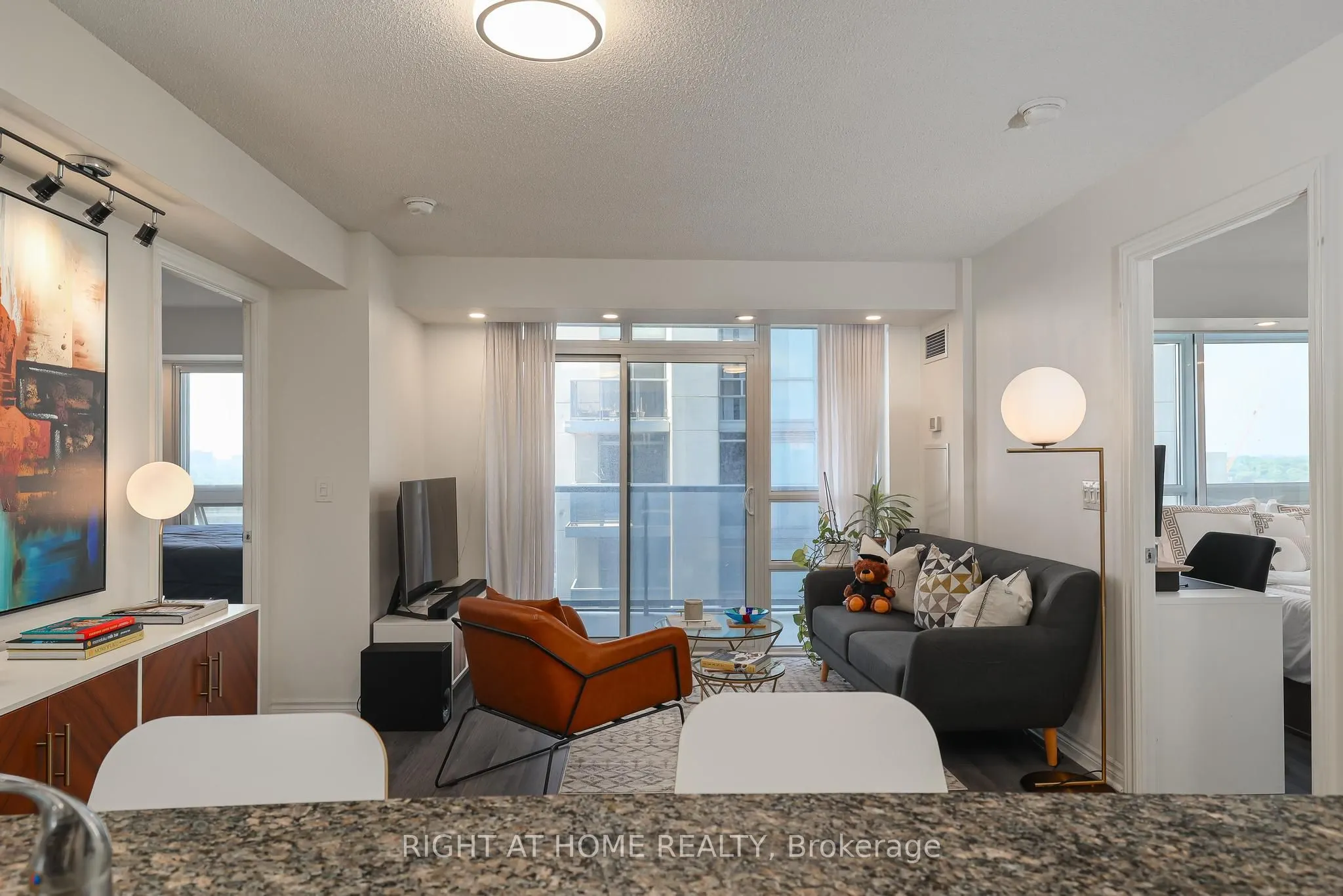 3 Michael Power Place, #2