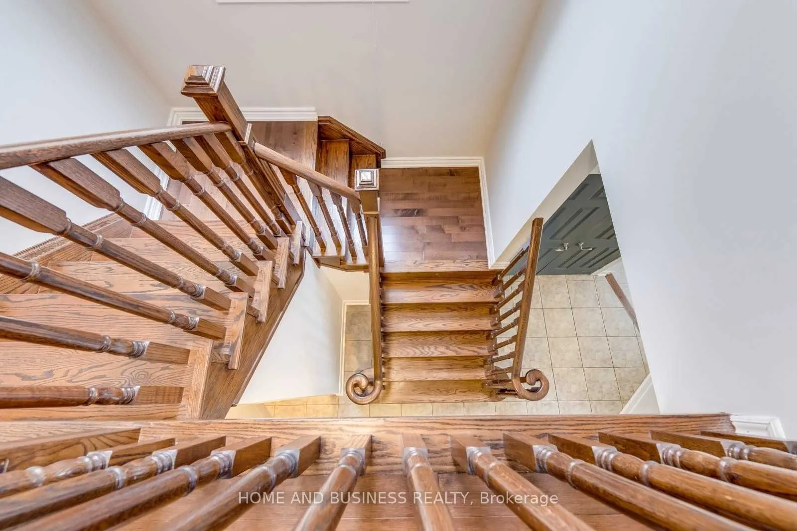 4774 Bloomburg Drive, #Upper