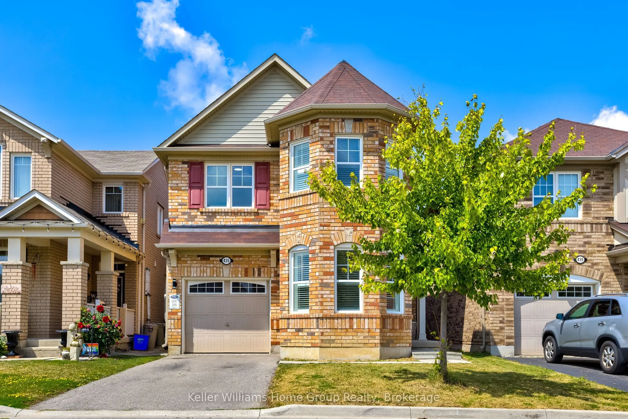 435 Pozbou Crescent