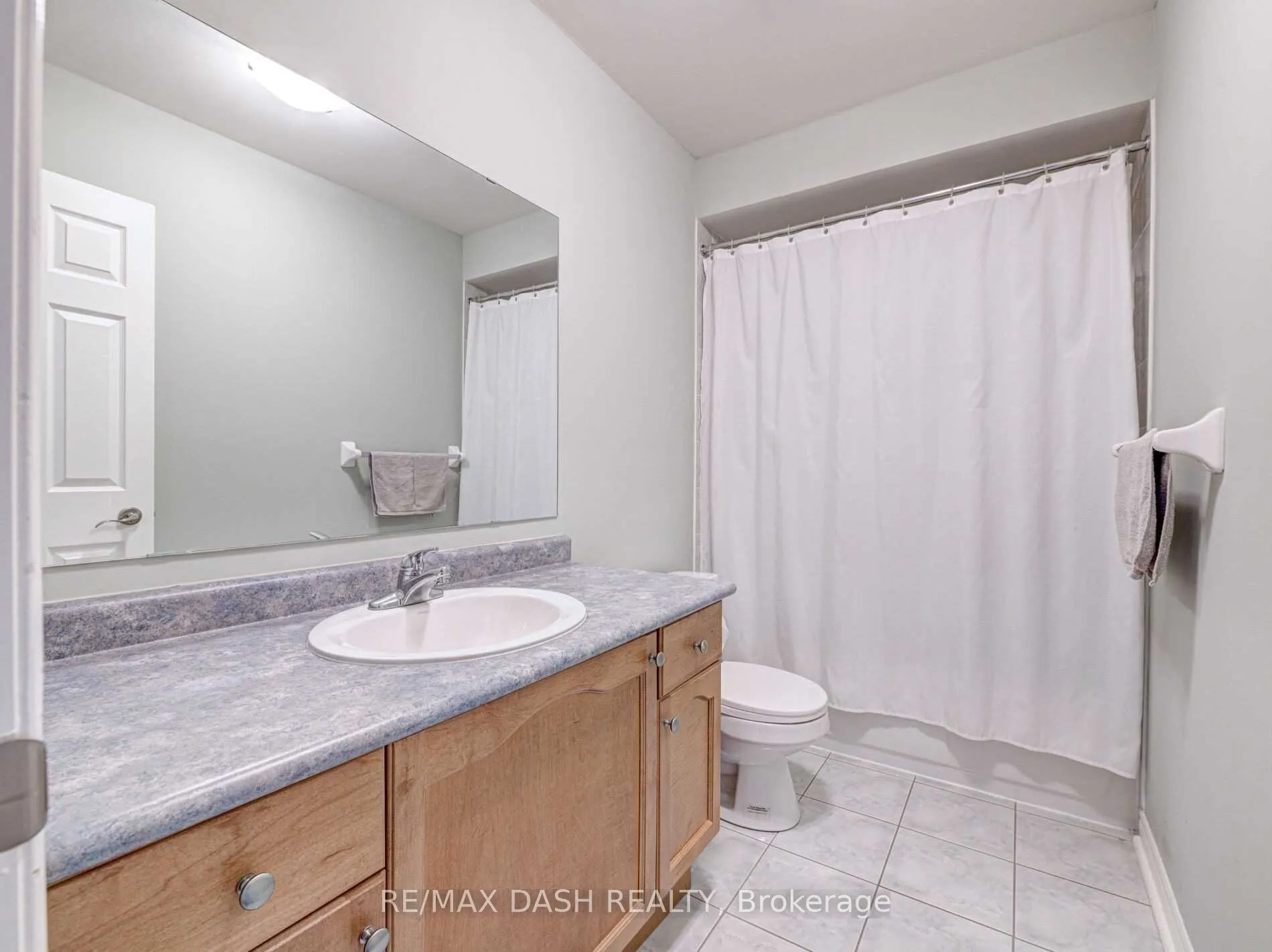14 Ness Road, #UPPER
