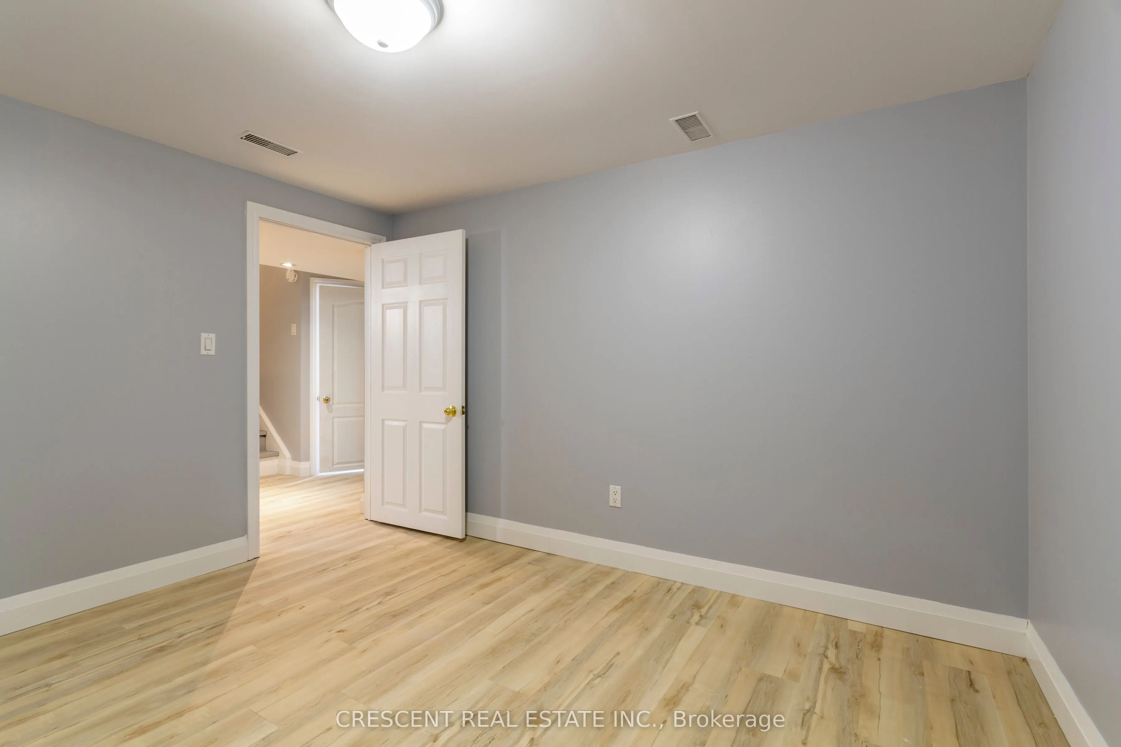 3926 Midhurst Lane, #Lower