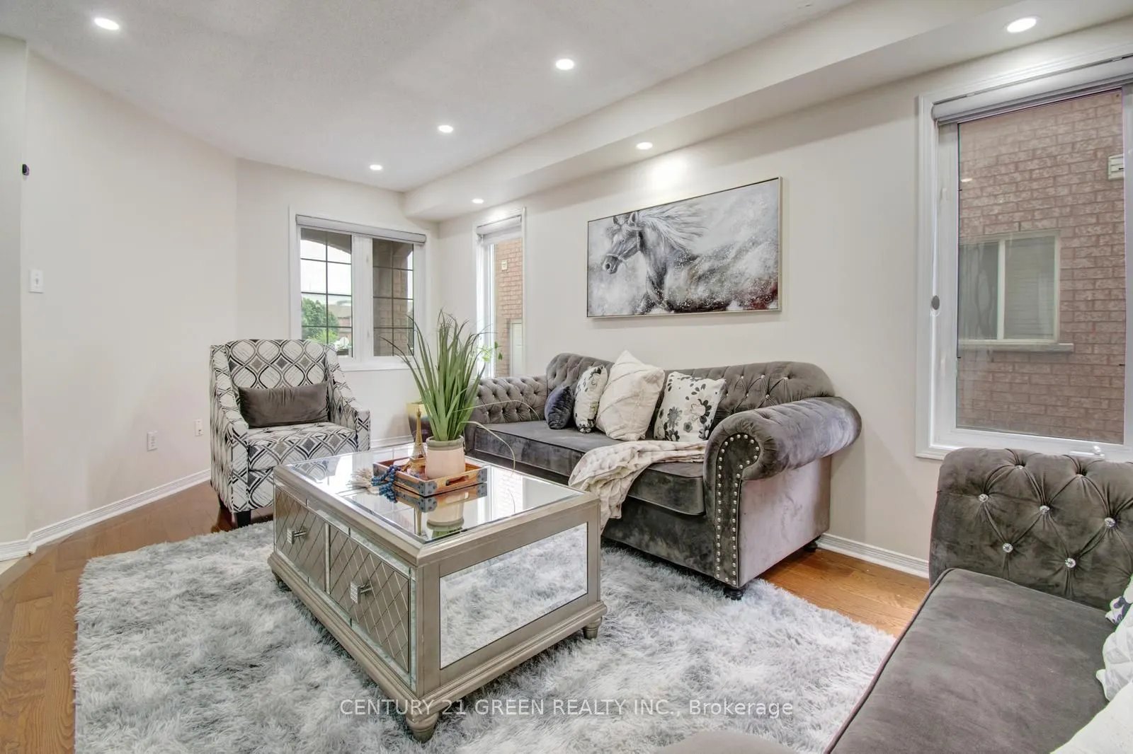 26 Oatfield Road