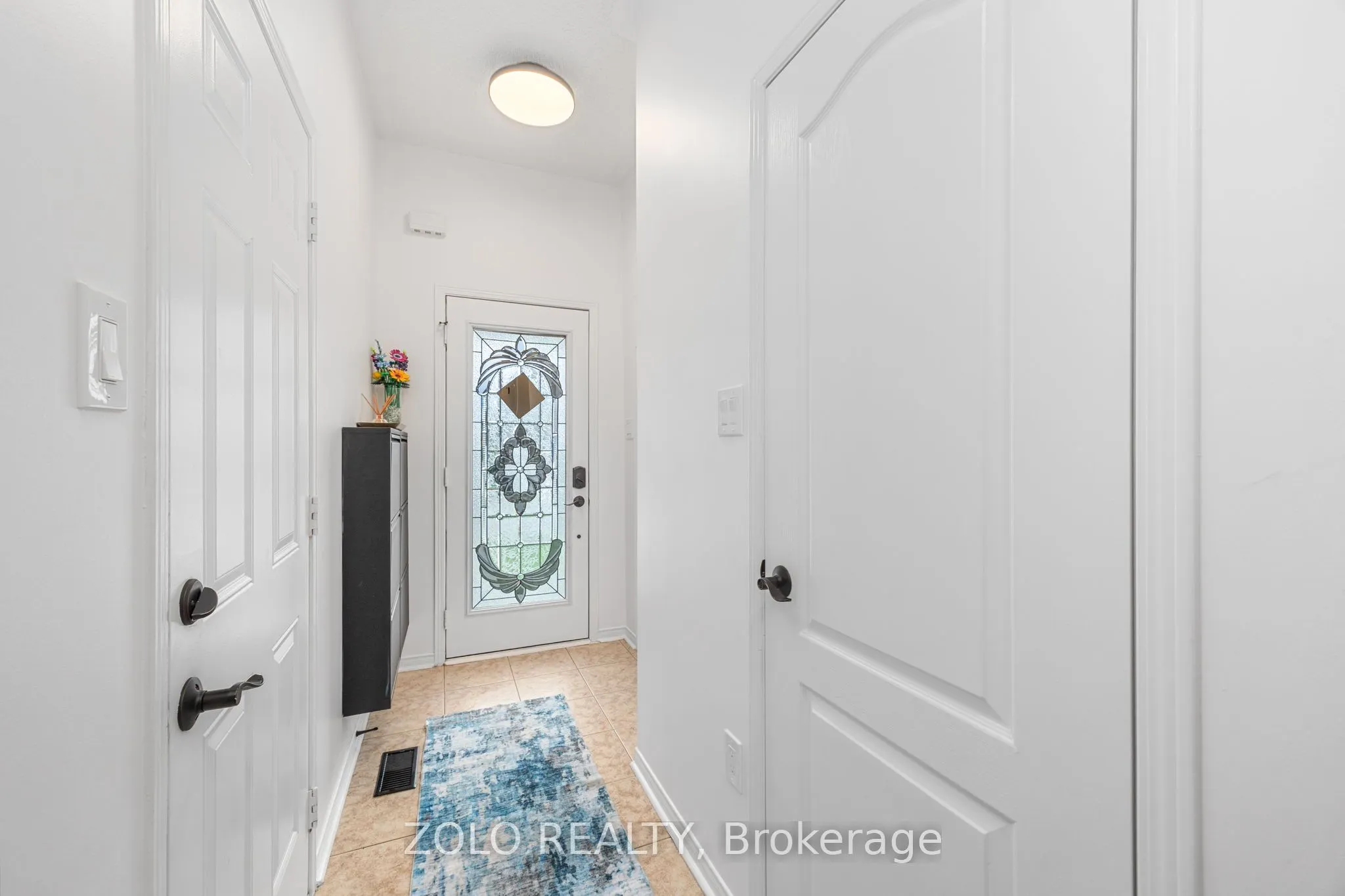 79 Crystalview Crescent S
