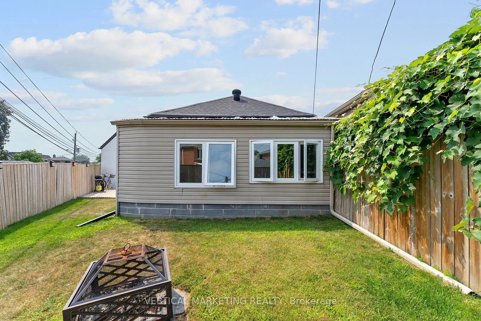 97 Ennerdale Road W