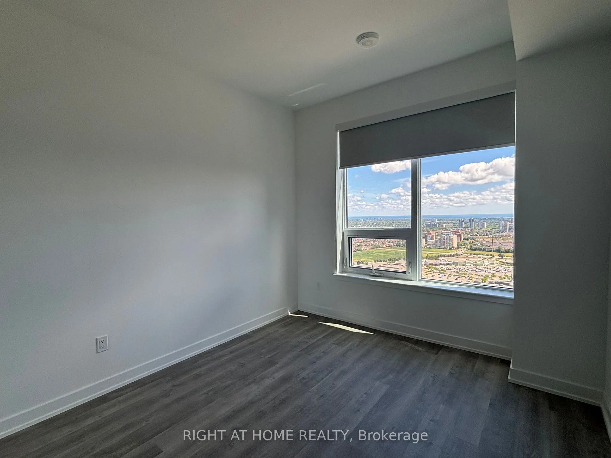 5105 Hurontario Street, #2905