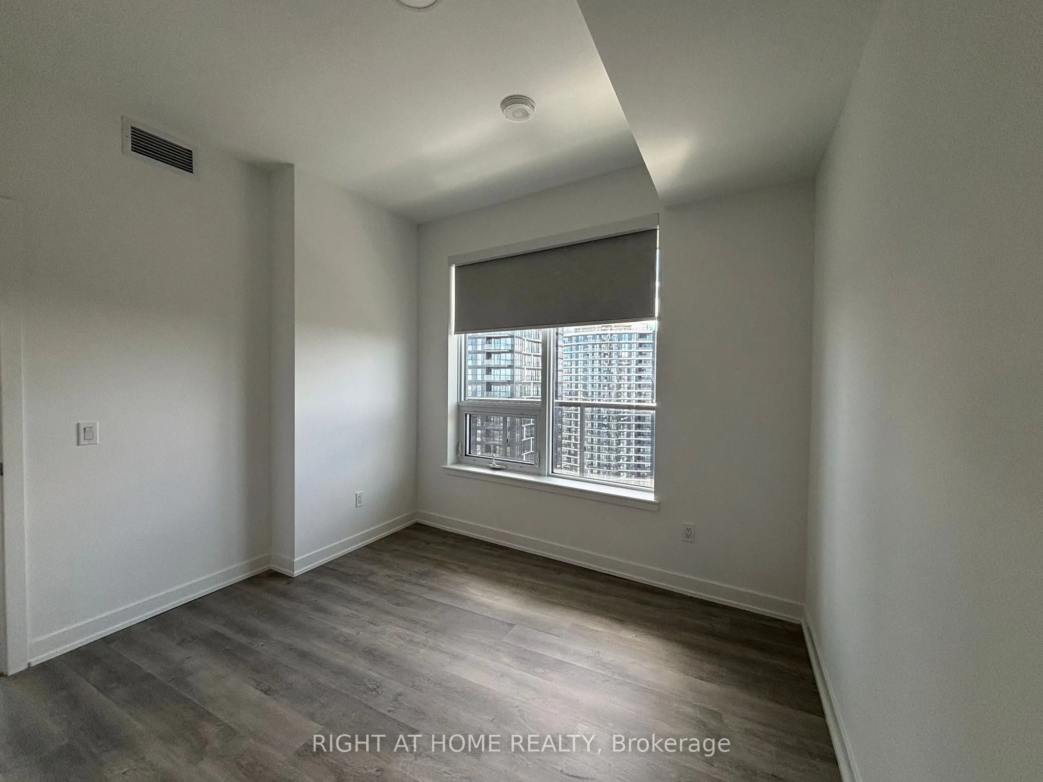 5105 Hurontario Street, #2905