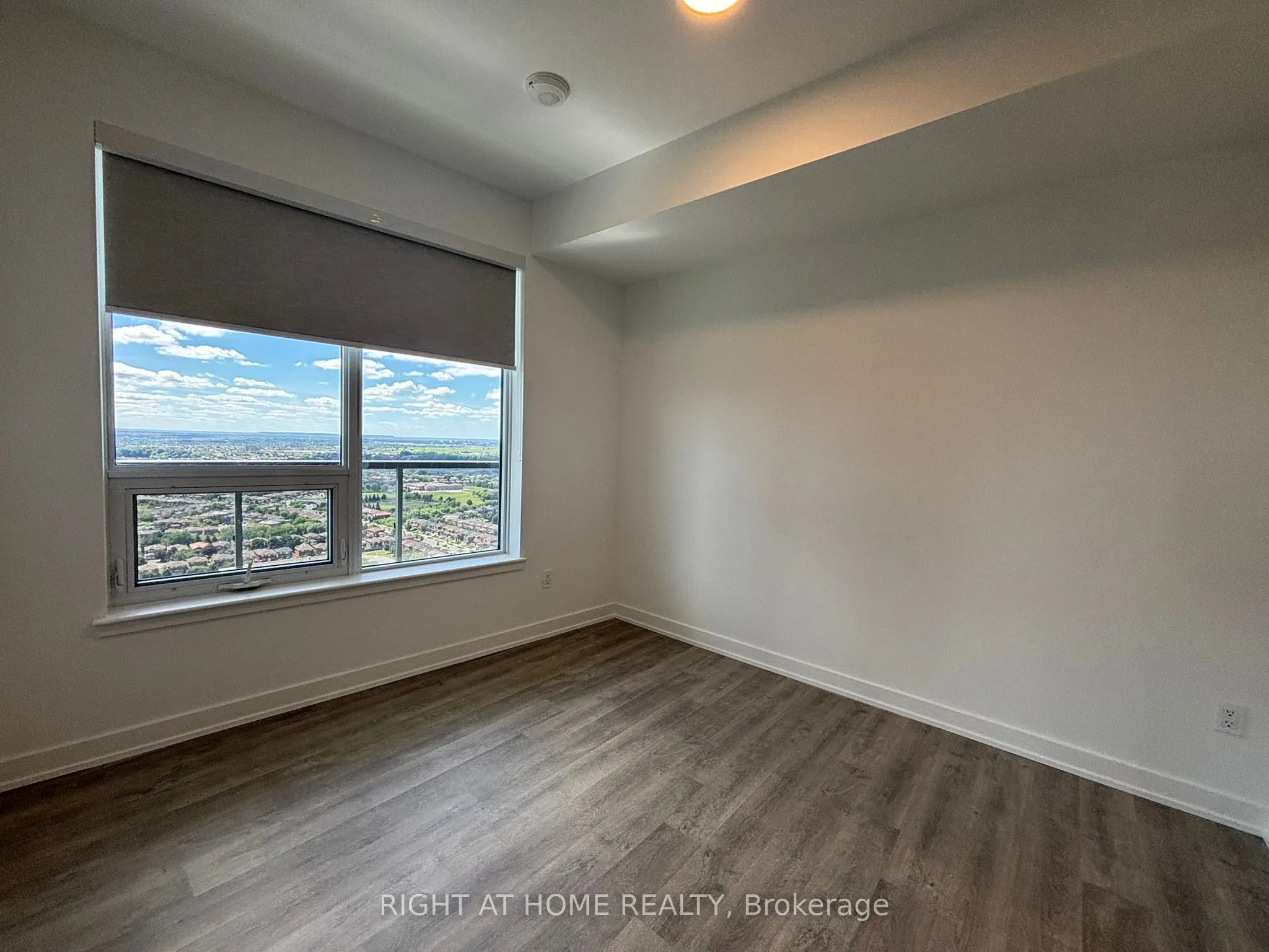5105 Hurontario Street, #2905