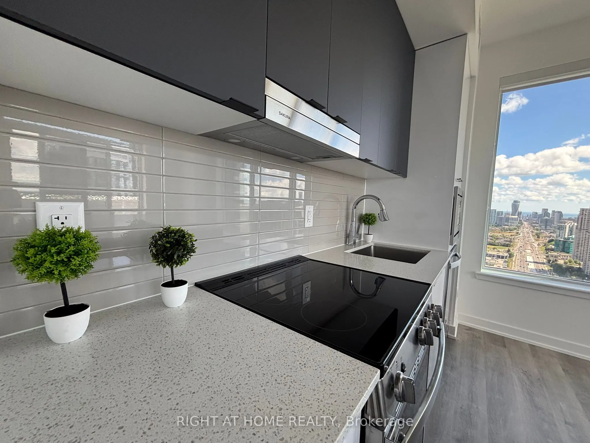 5105 Hurontario Street, #2905