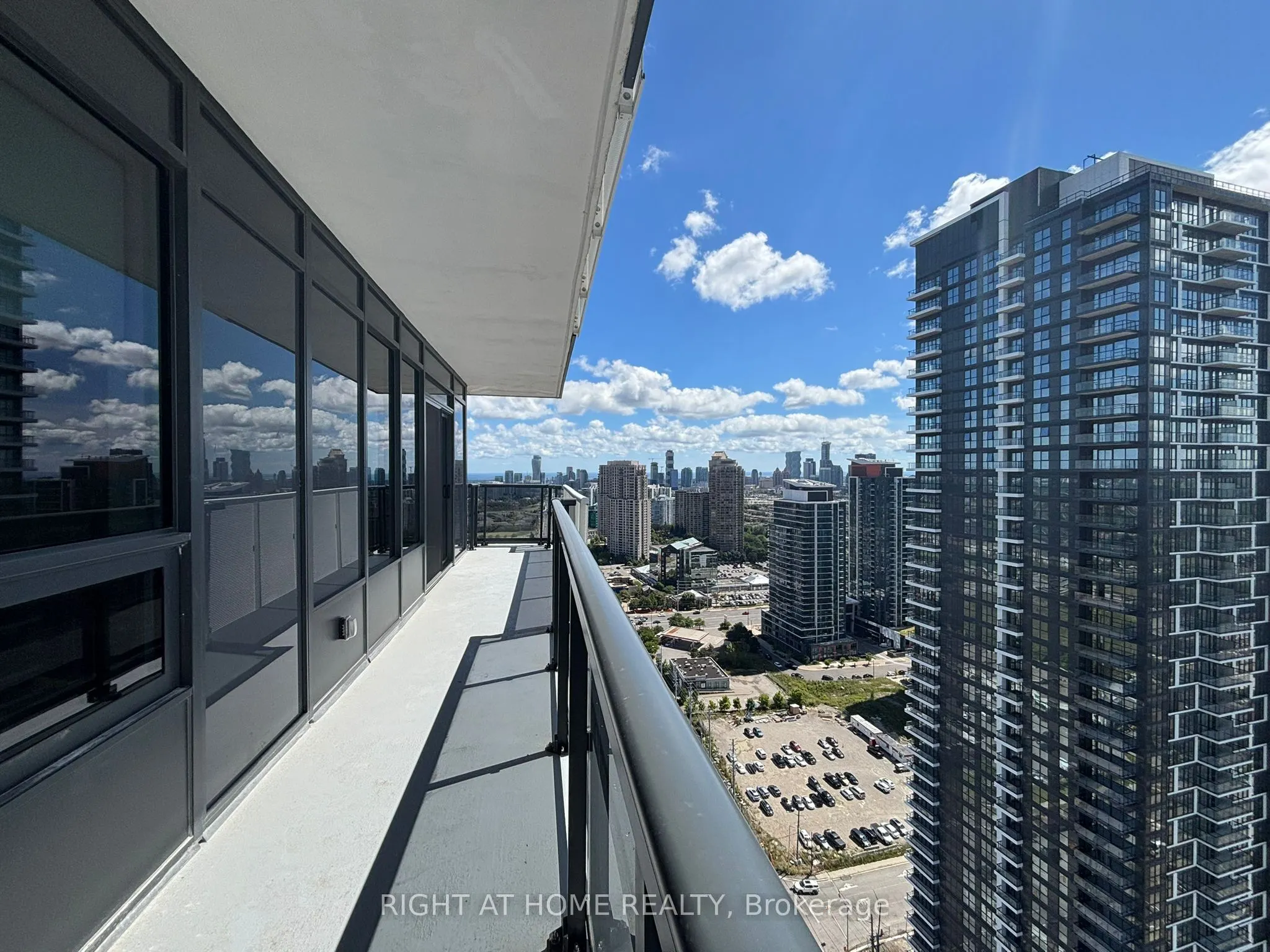 5105 Hurontario Street, #2905