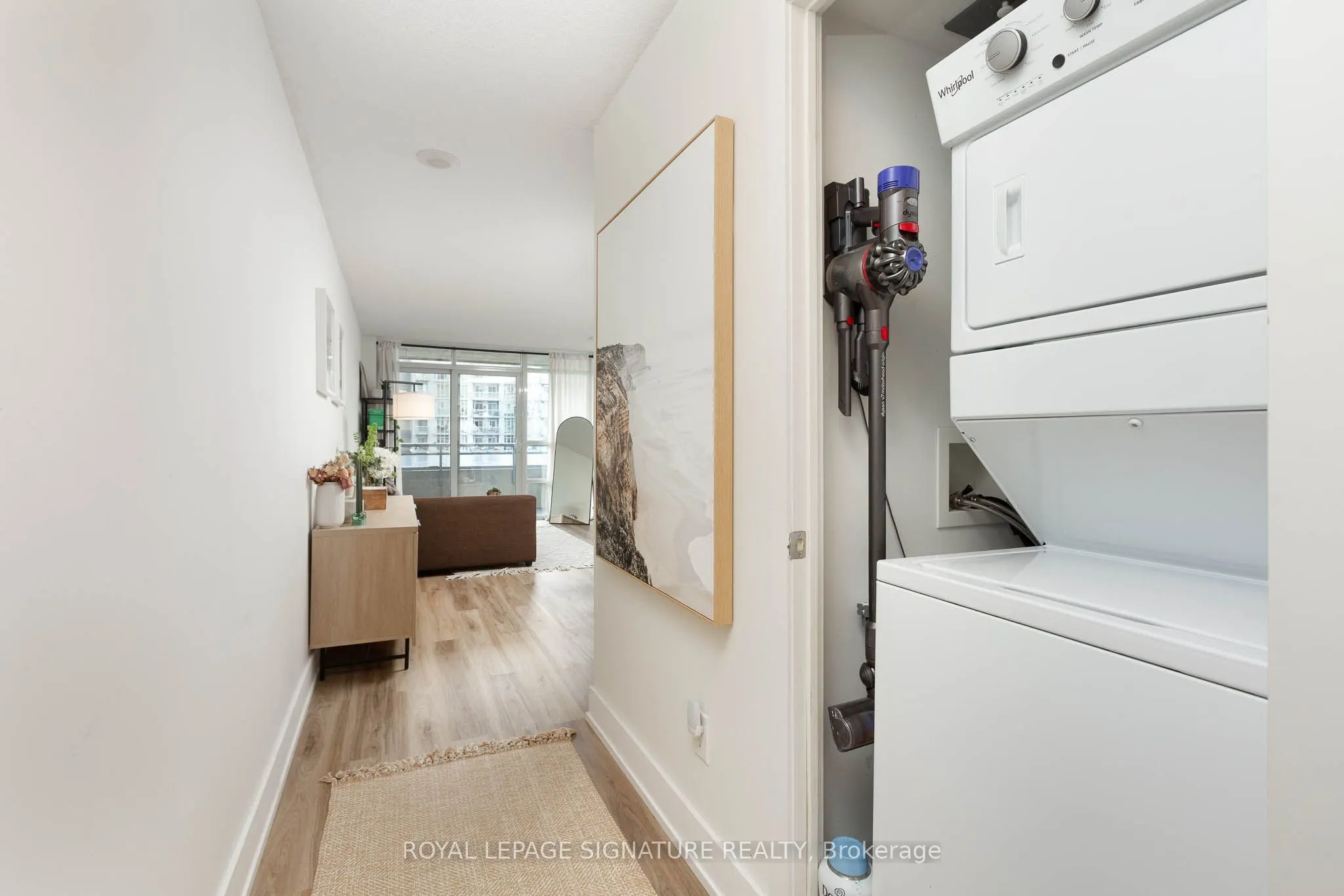 38 Joe Shuster Way, #1323