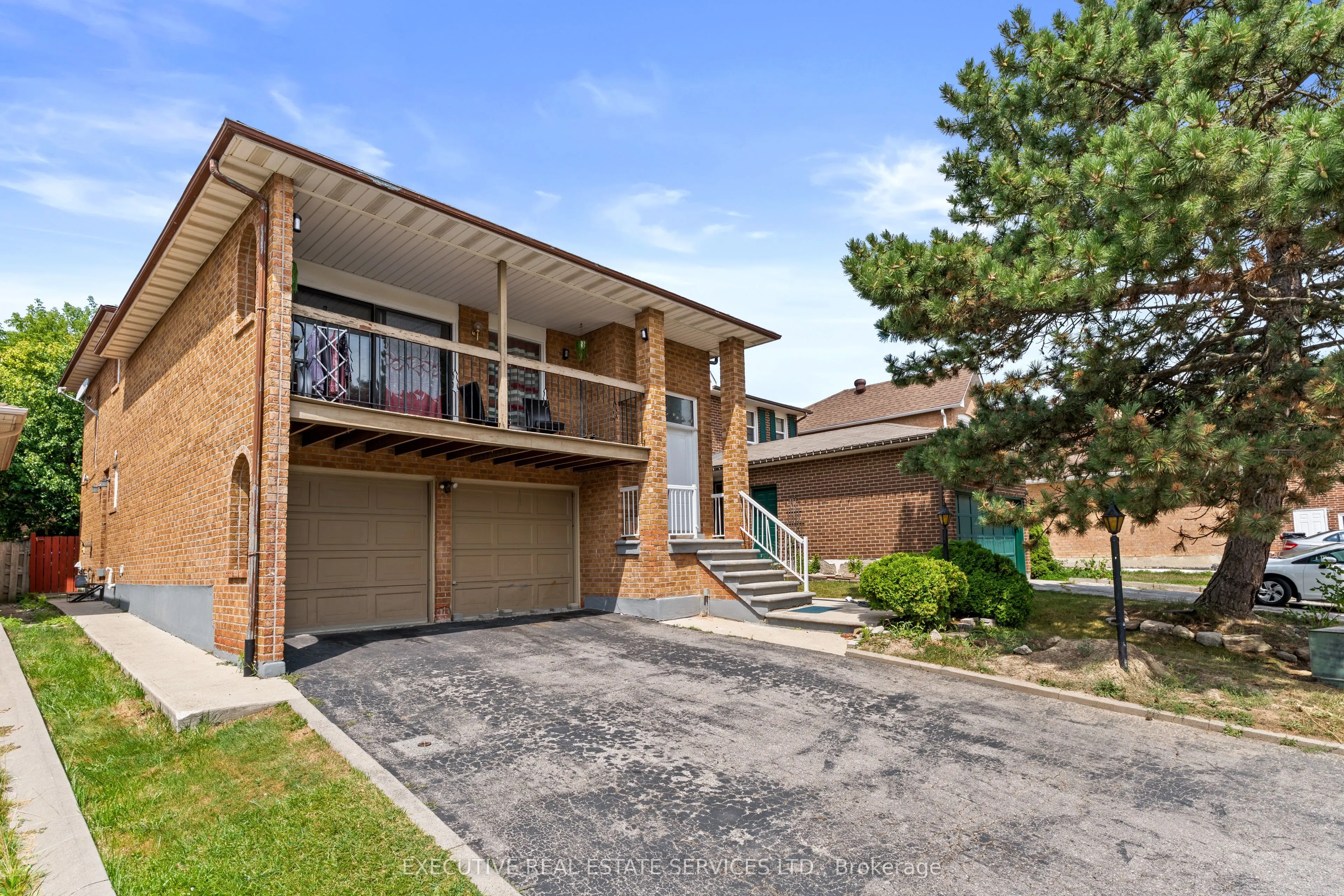 14 Albermarle Court