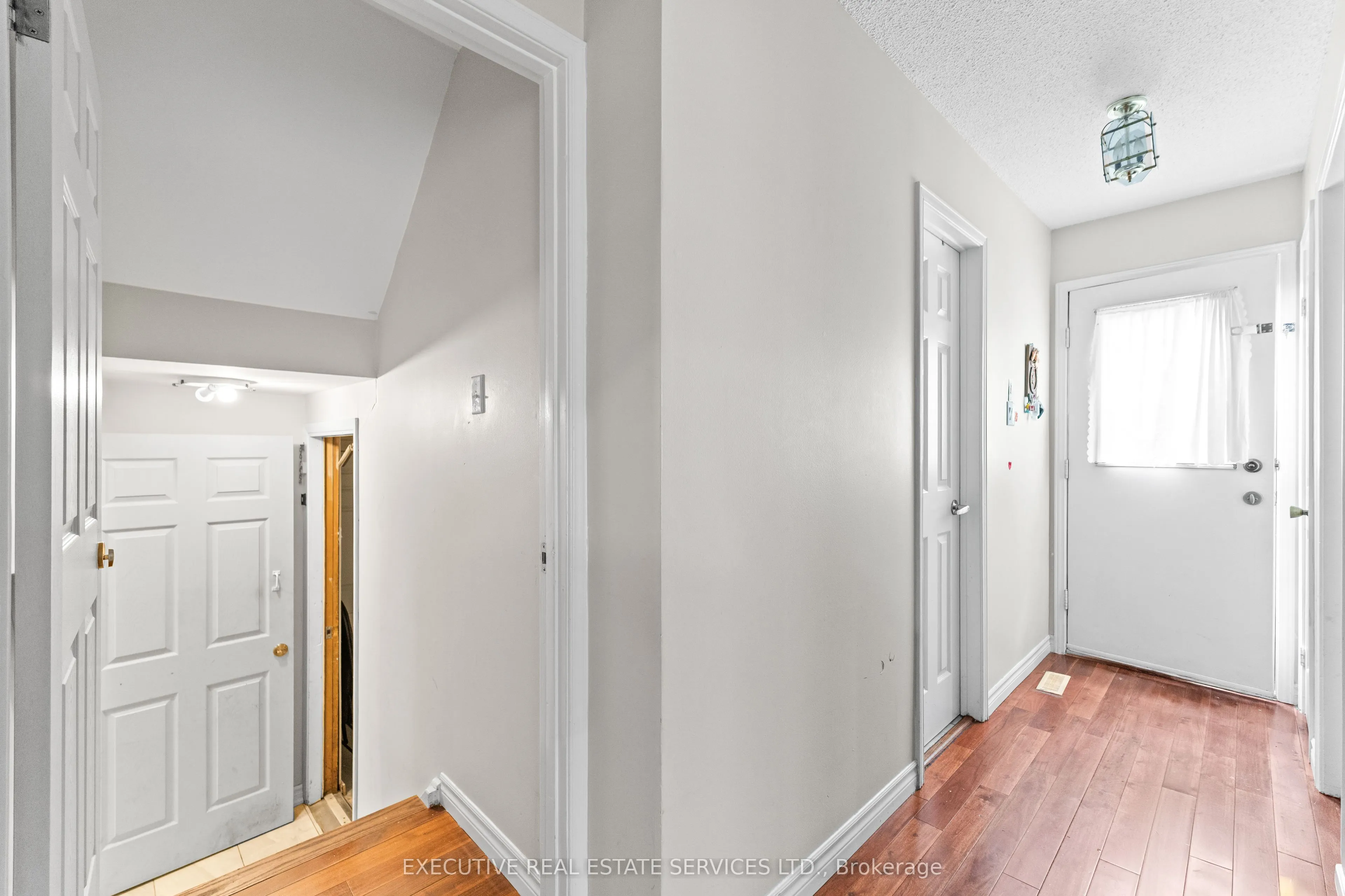 14 Albermarle Court