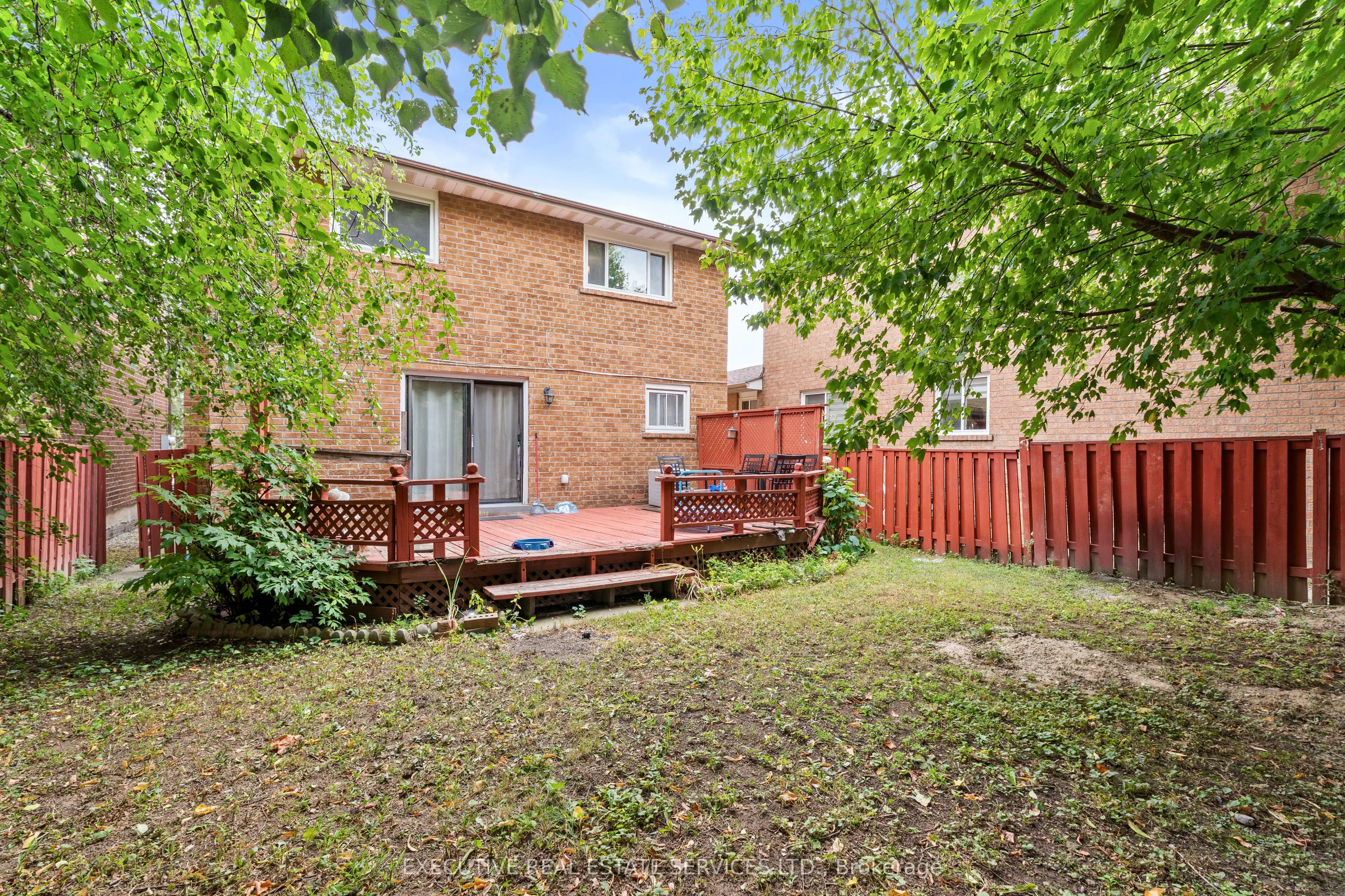 14 Albermarle Court