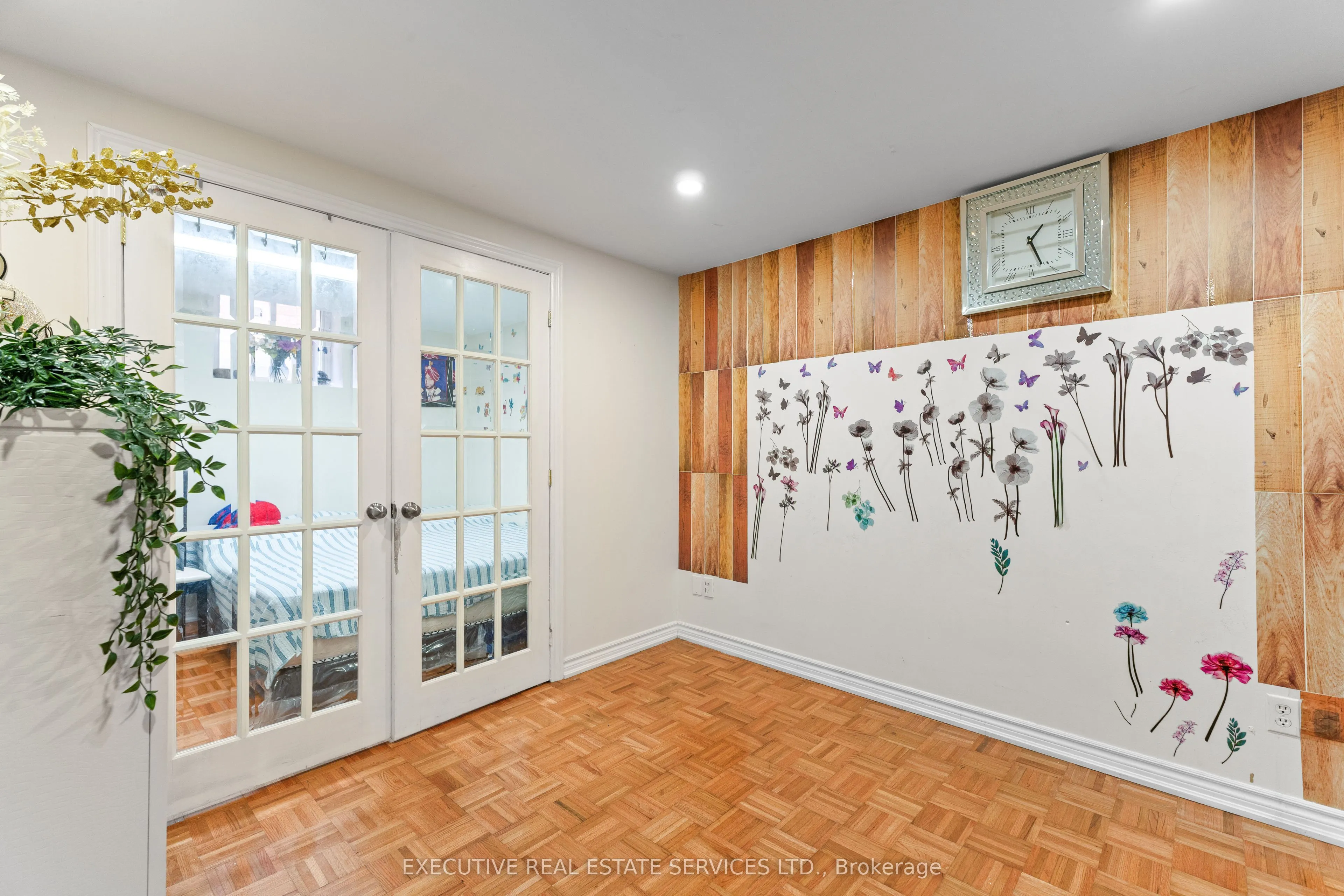 14 Albermarle Court