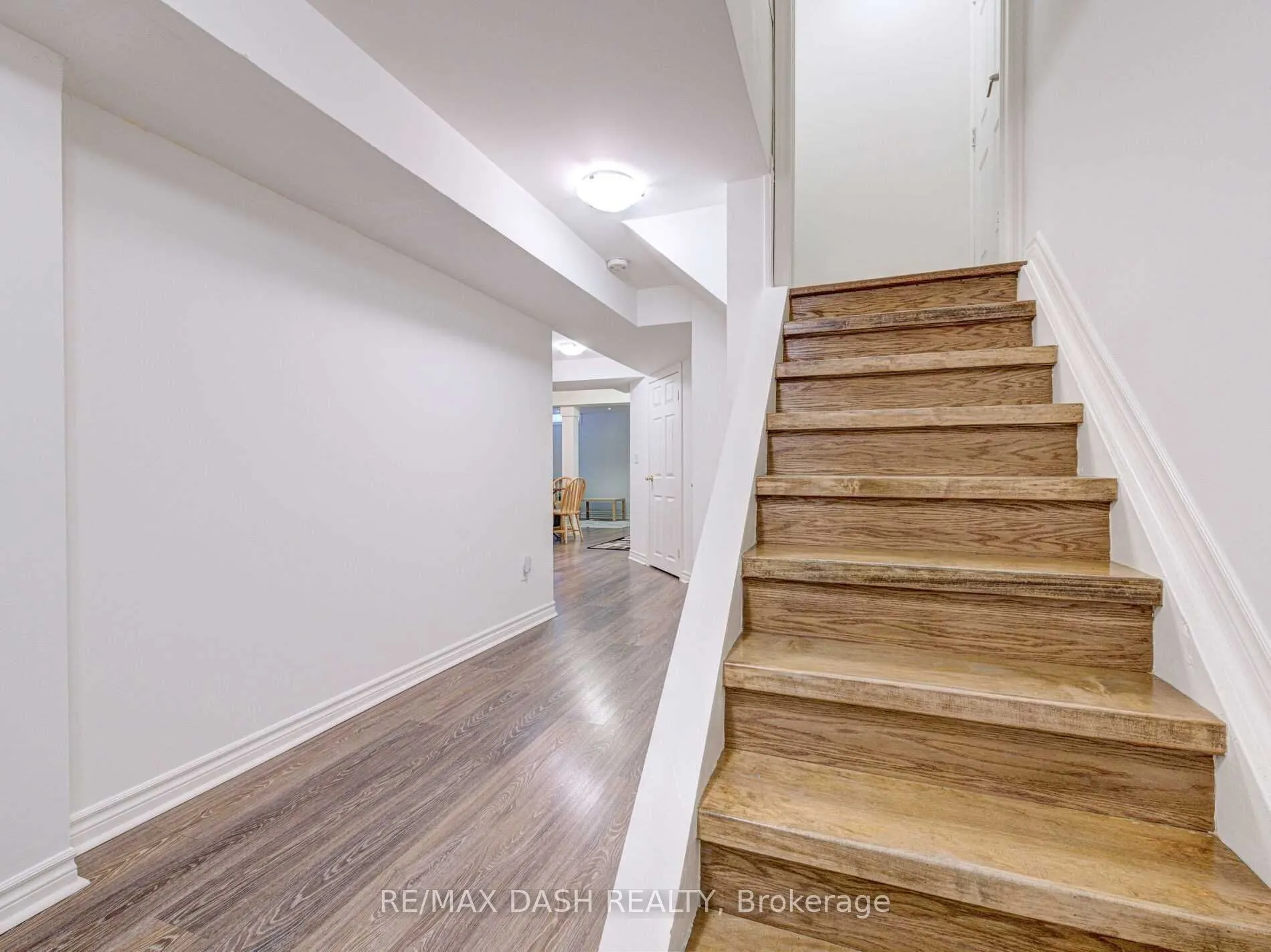 14 Ness Road, #LOWER