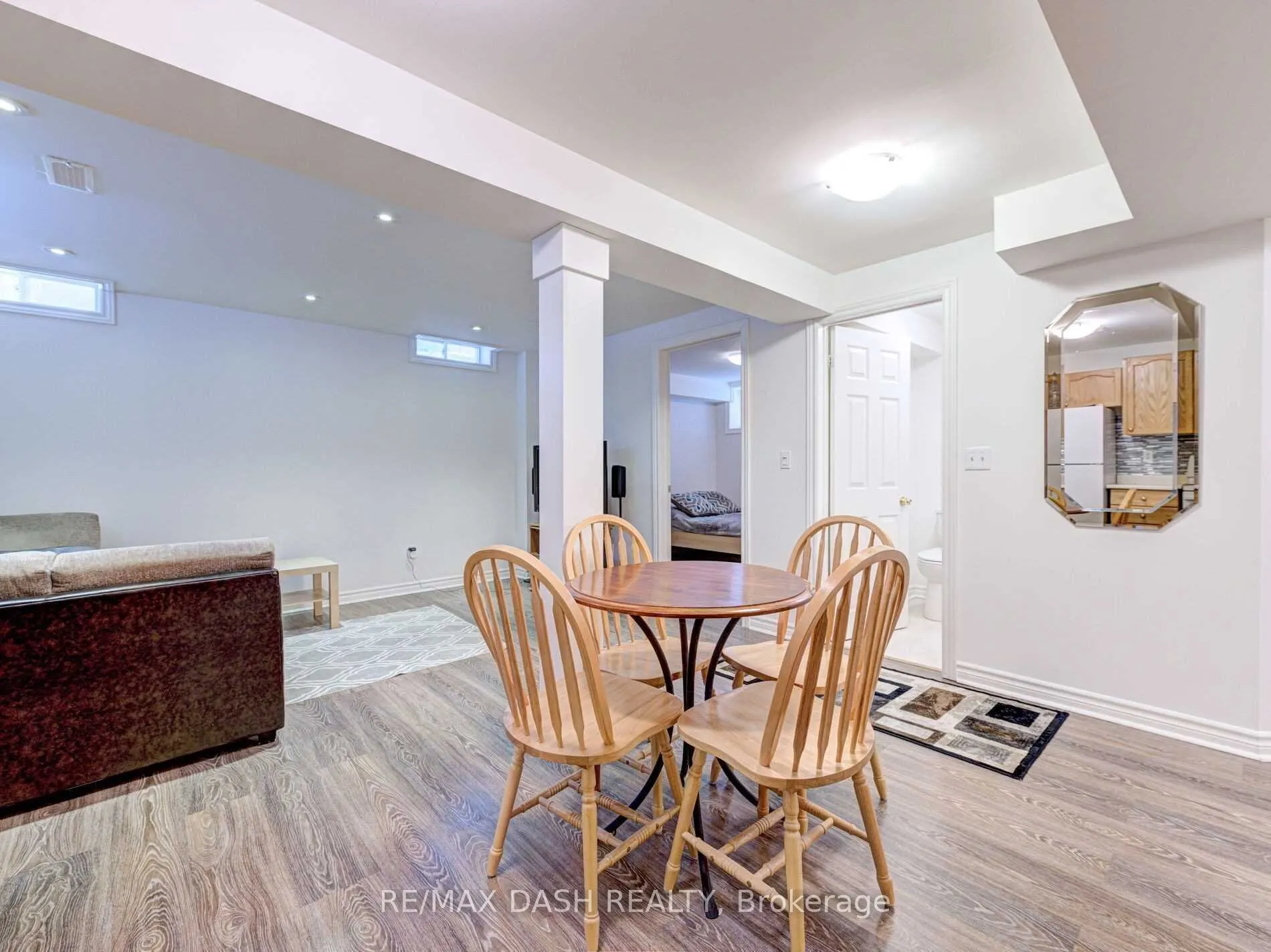 14 Ness Road, #LOWER