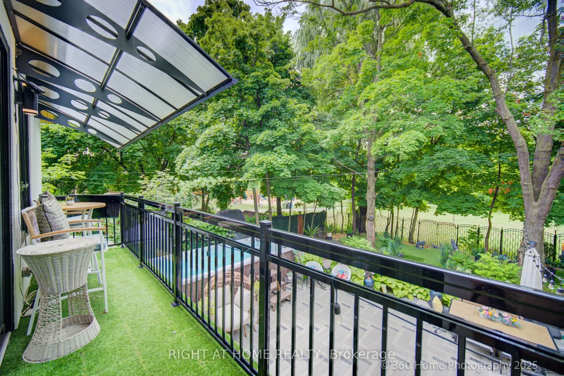 238 Renforth Drive