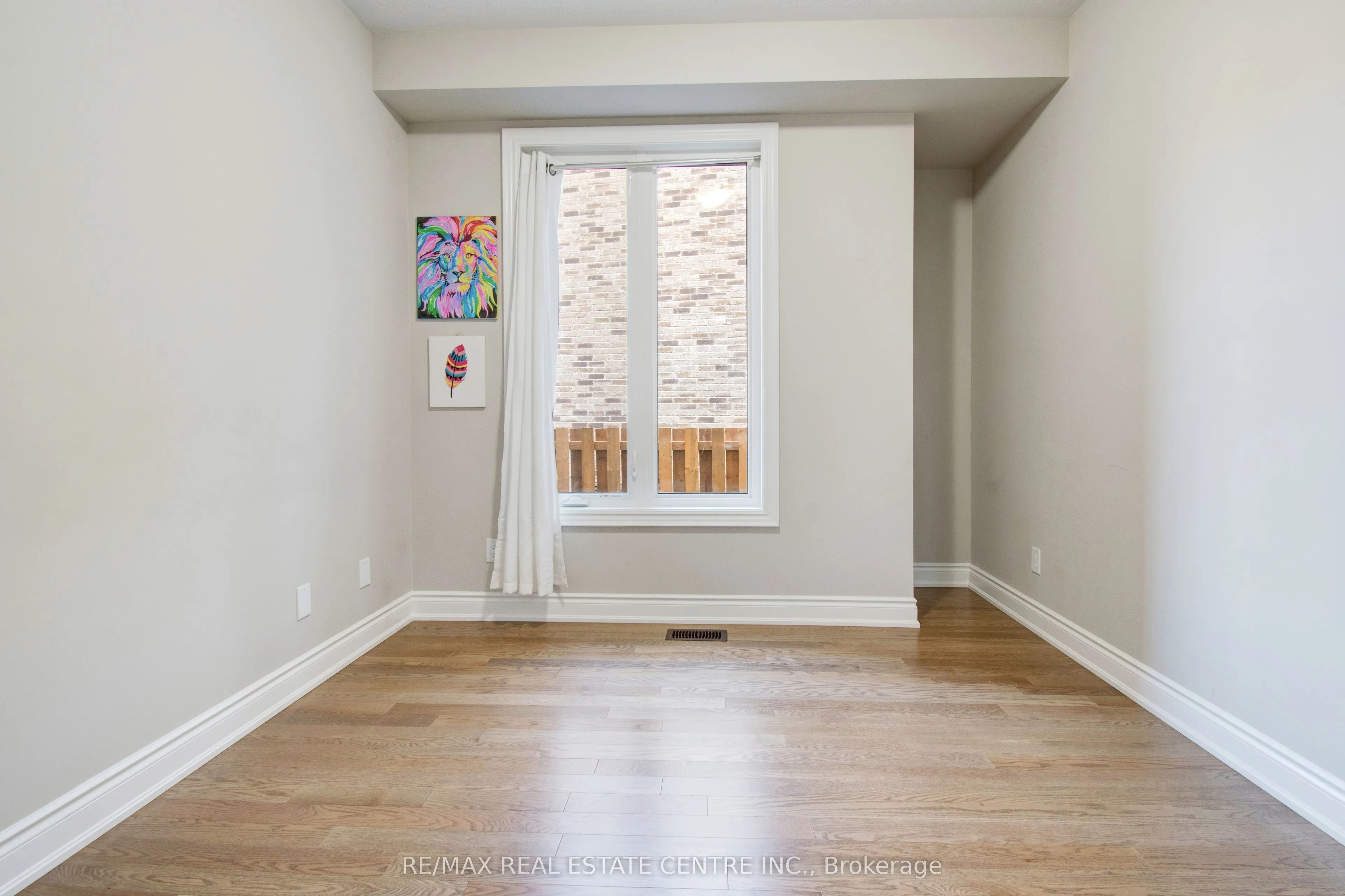 14 Ixworth Circle
