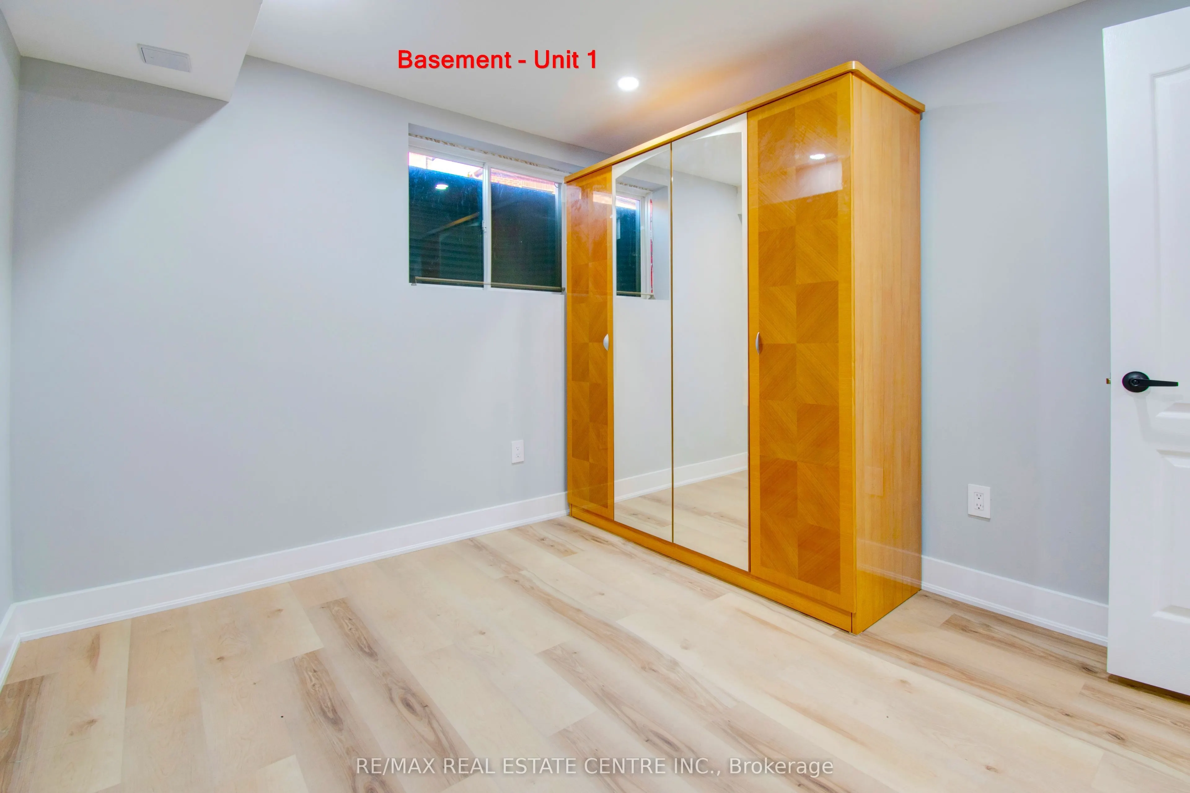 14 Ixworth Circle