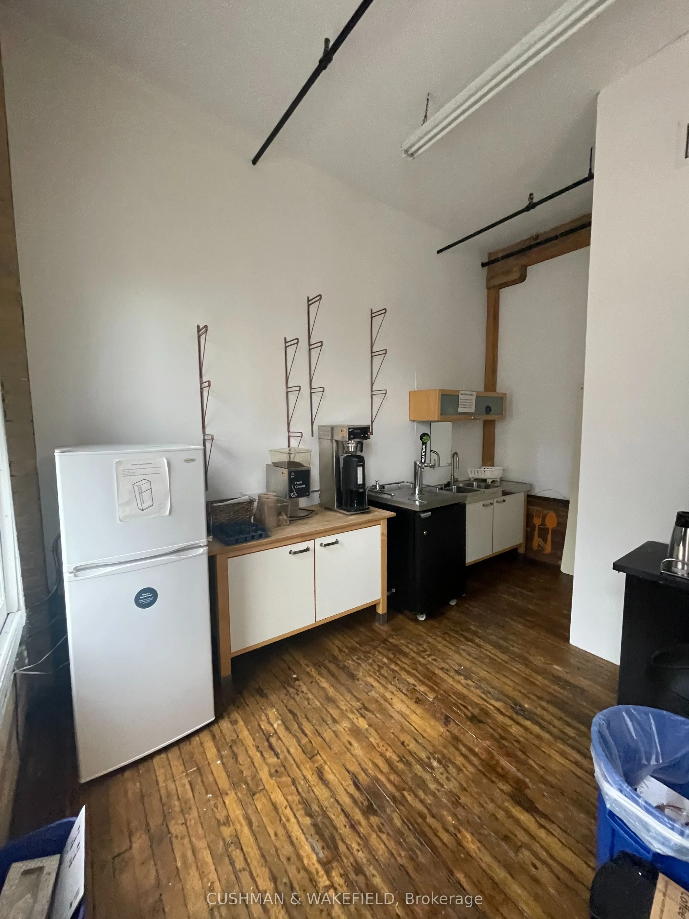 360 Dufferin Street #201