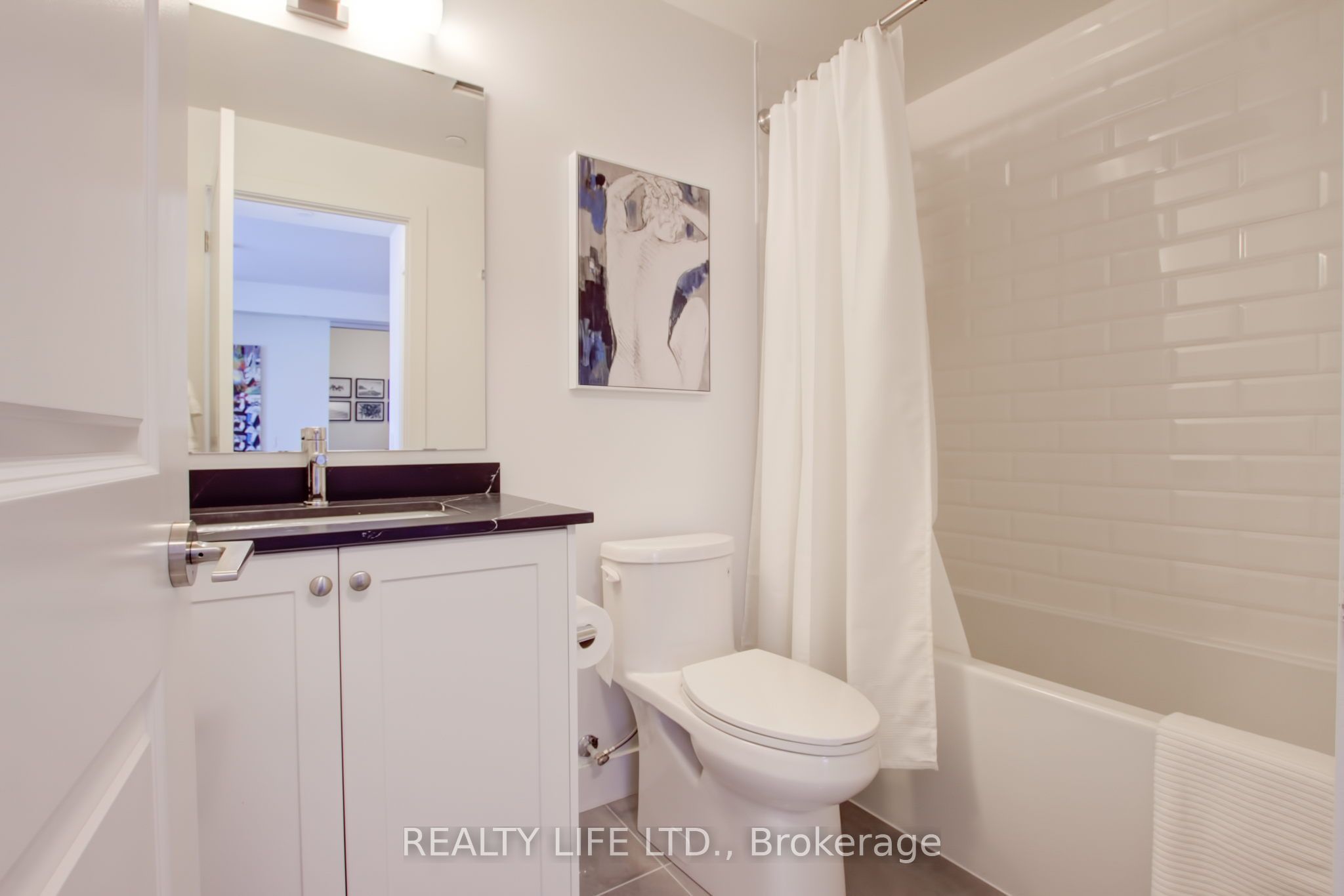 1050 Main Street E #1014