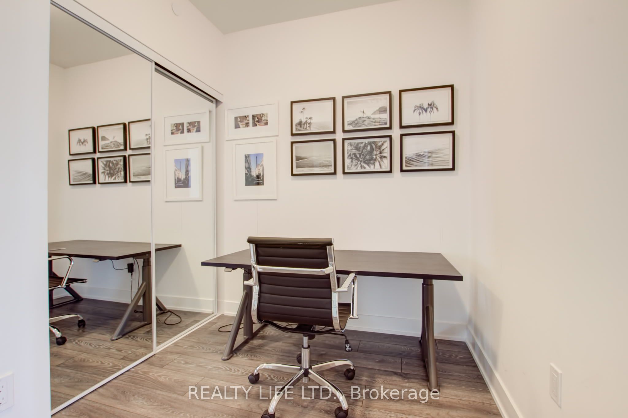 1050 Main Street E #1014