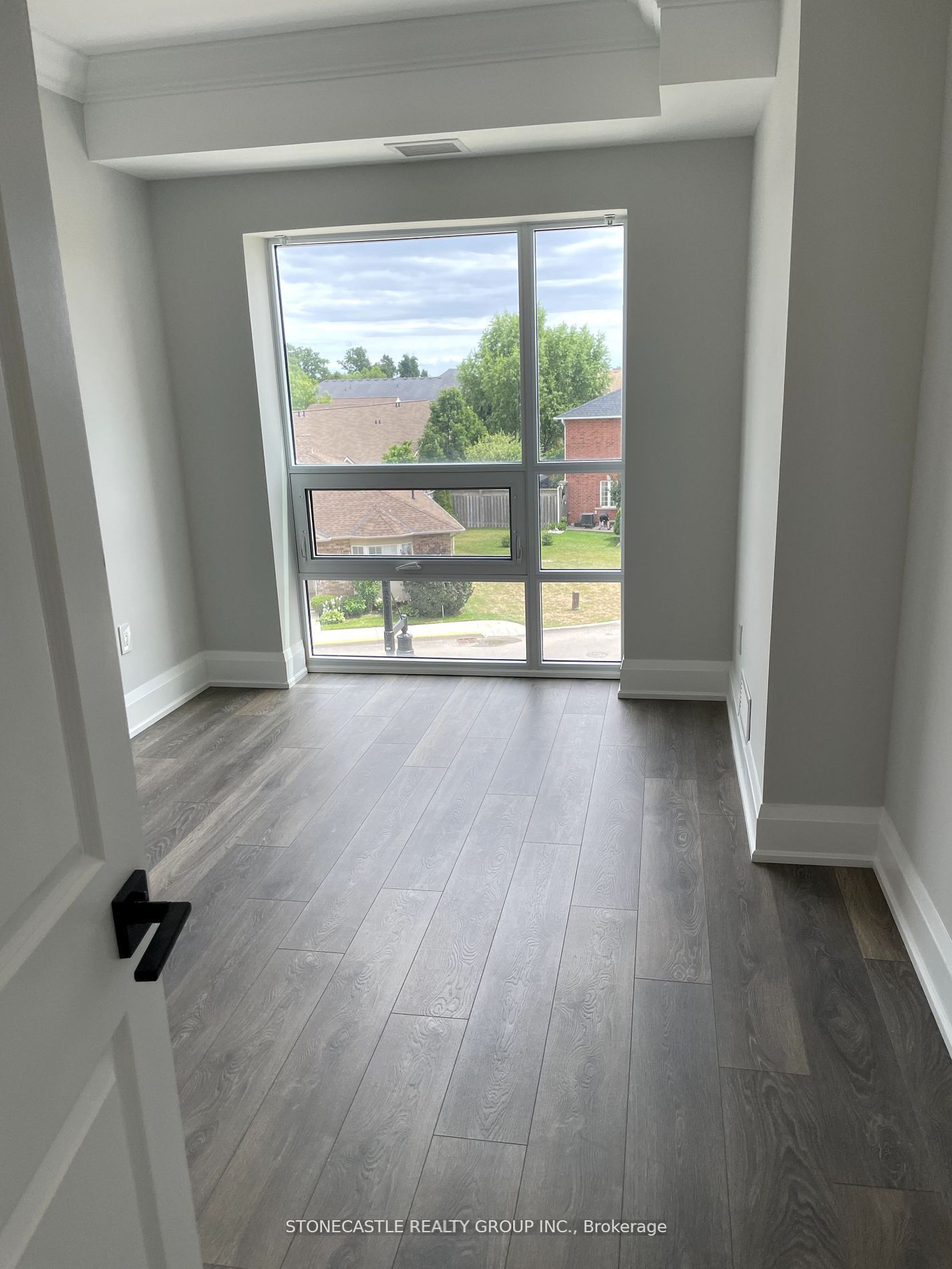 4040 Upper Middle Road, #308