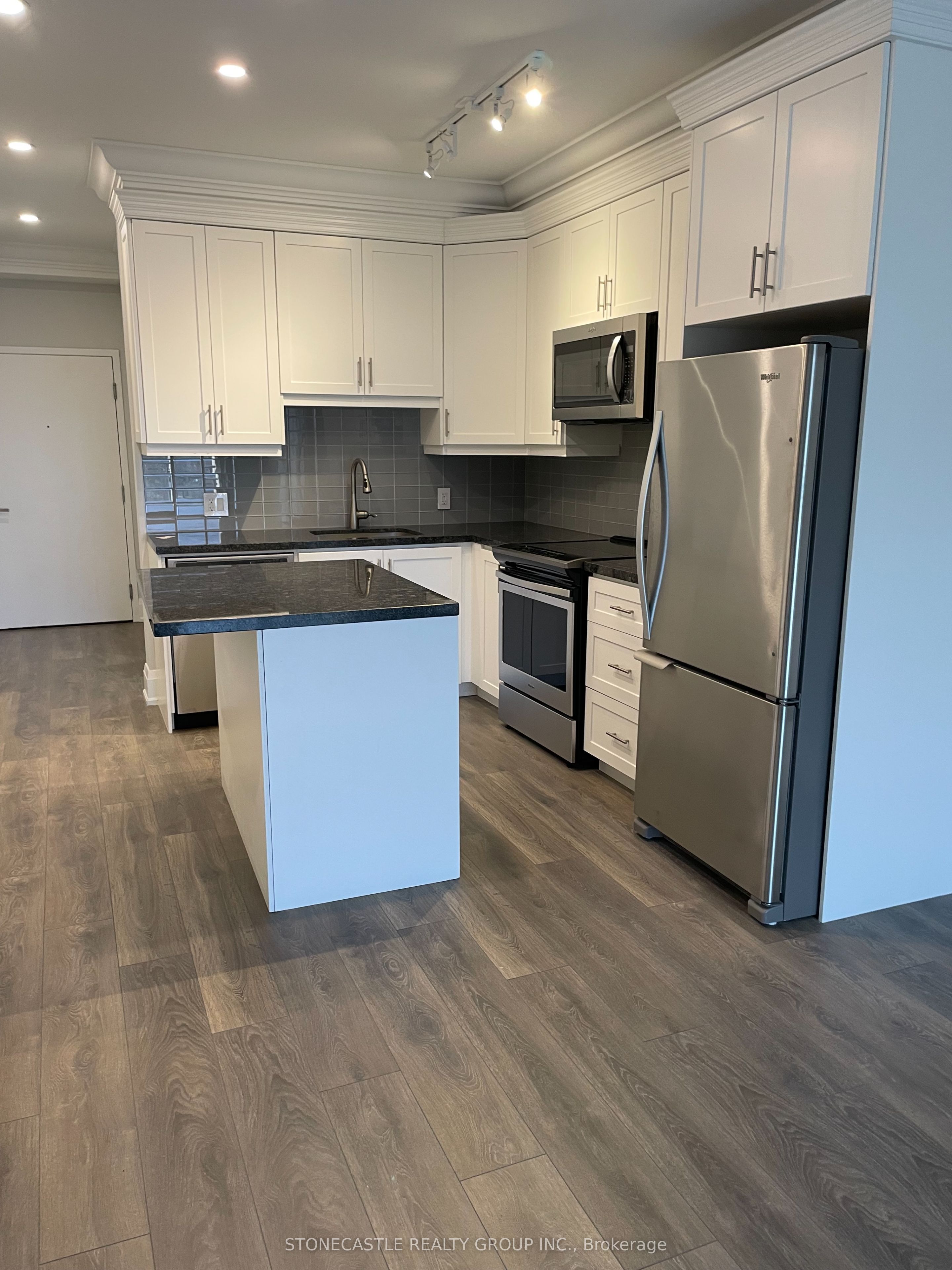 4040 Upper Middle Road, #308