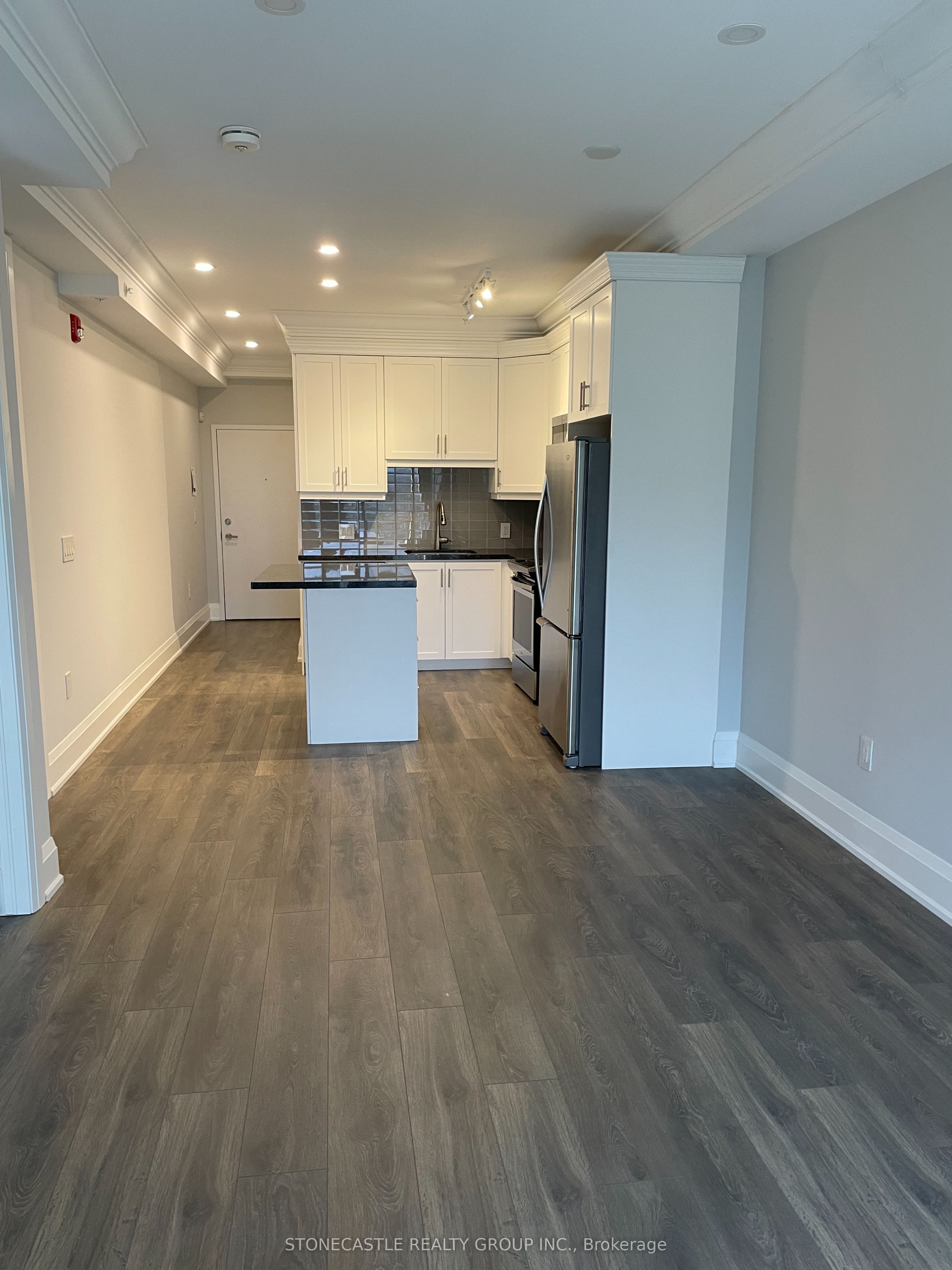 4040 Upper Middle Road, #308