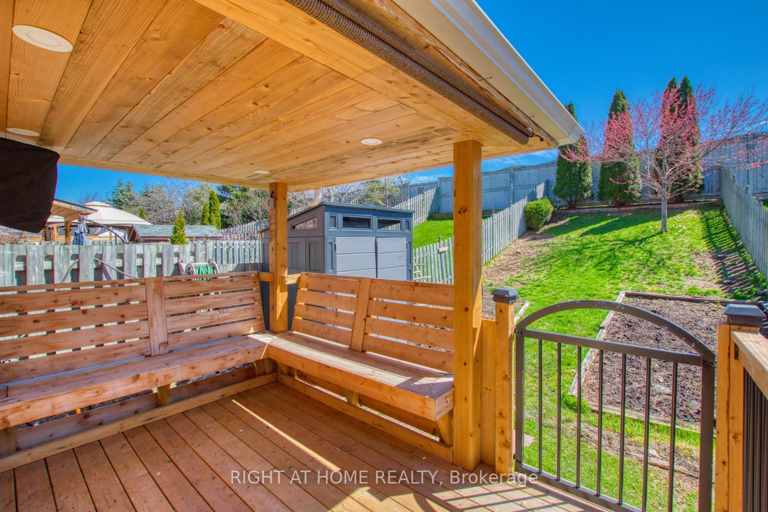 102 Grapevine Road