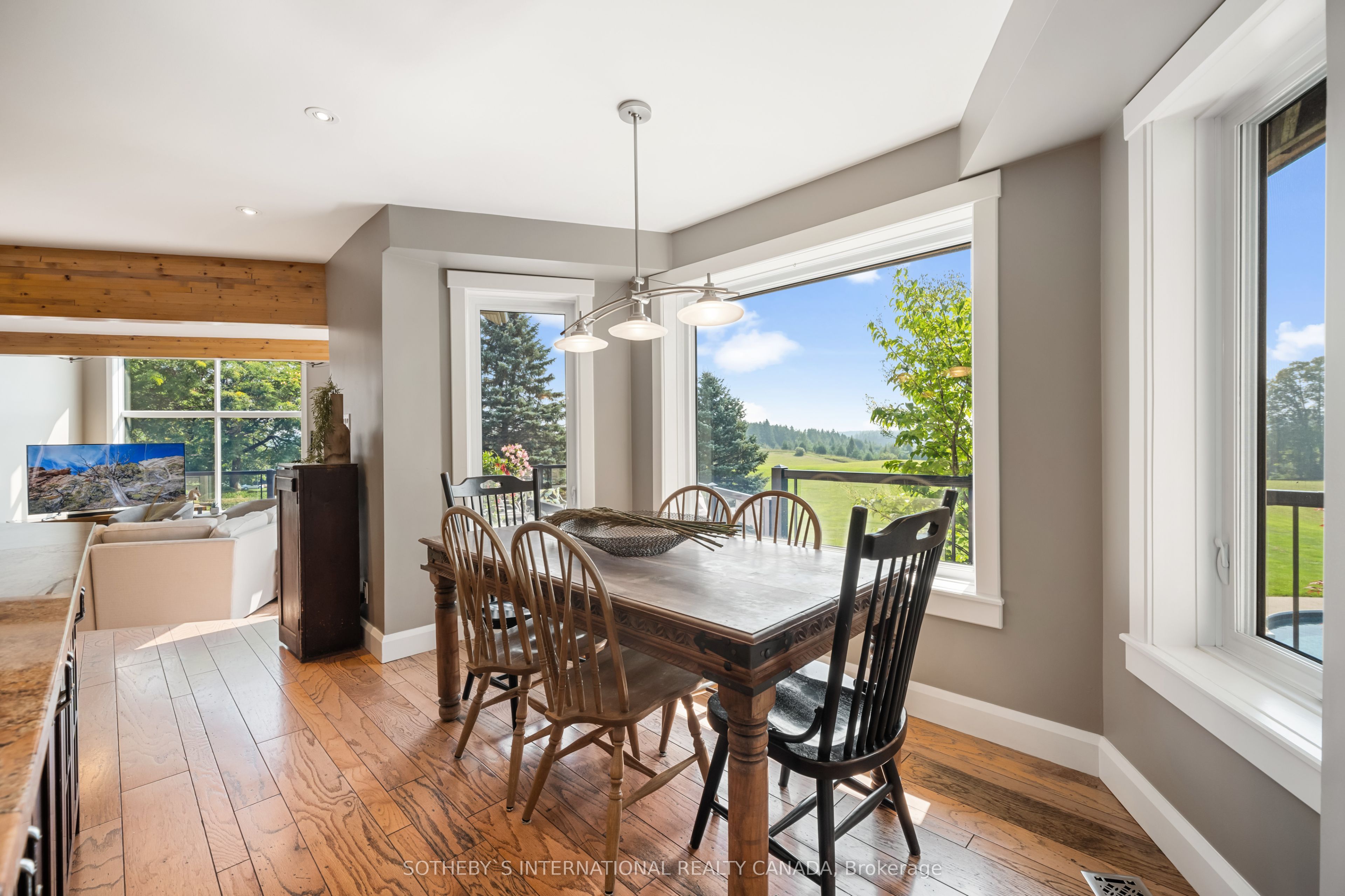 18250 Duffy's Lane