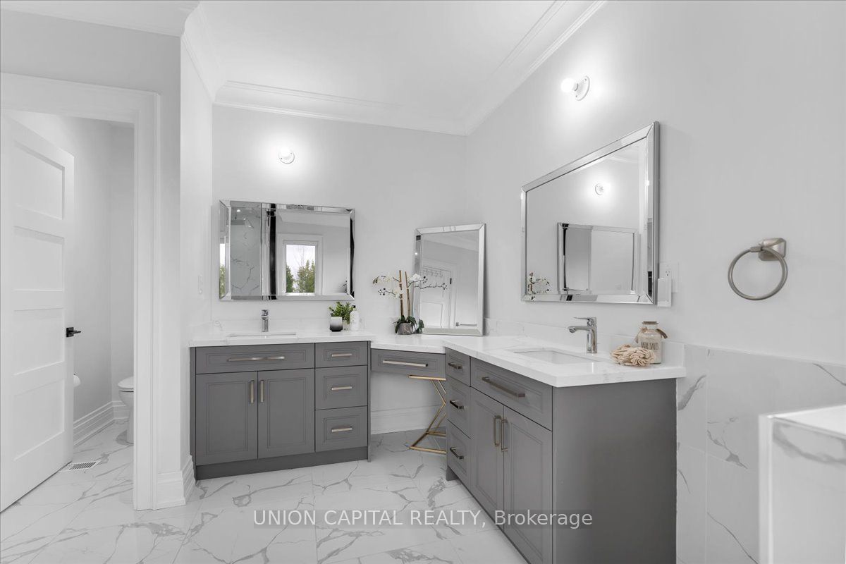16033 Mississauga Road