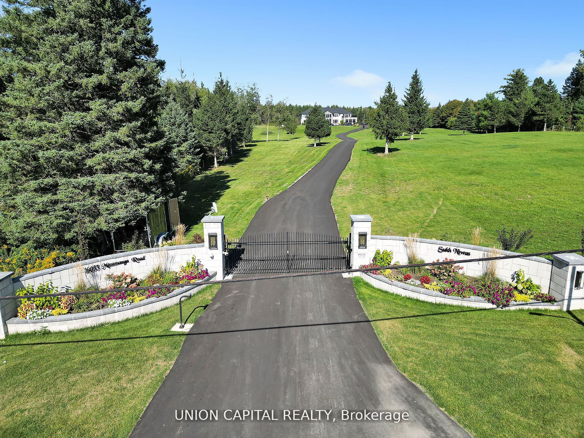 16033 Mississauga Road