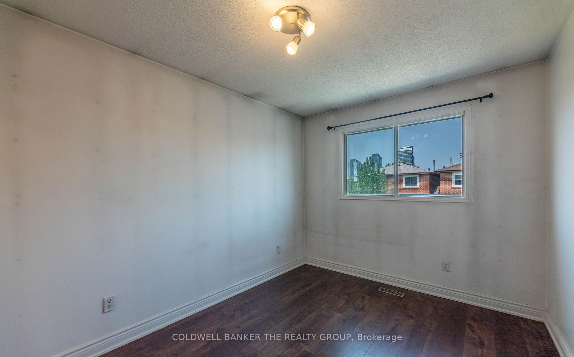 4675 Empire Crescent