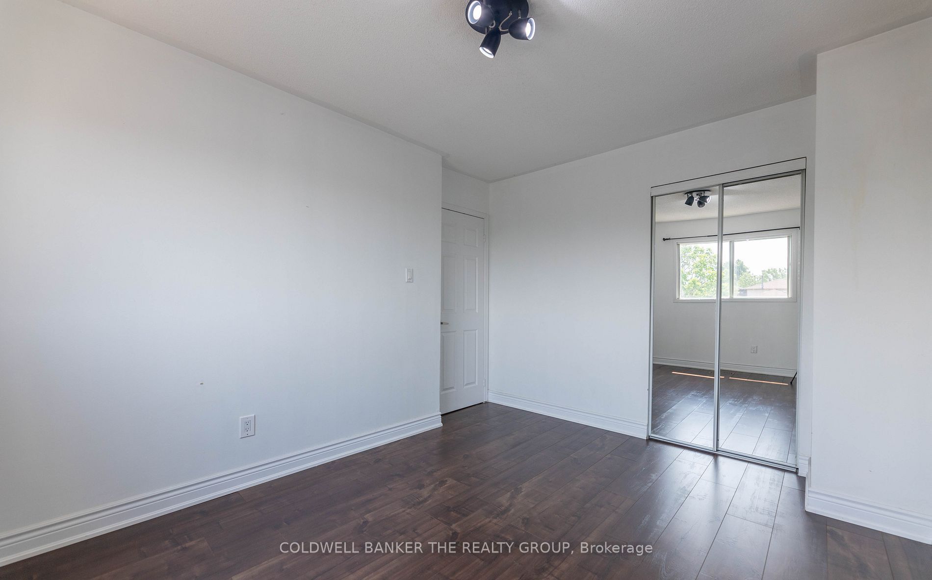 4675 Empire Crescent