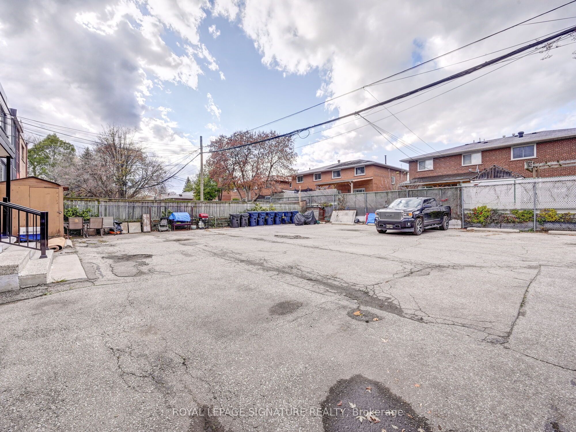 40 Cavell Avenue