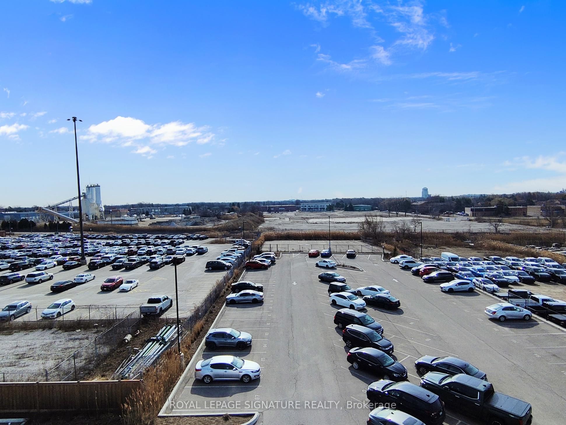 716 Main Street E, #505