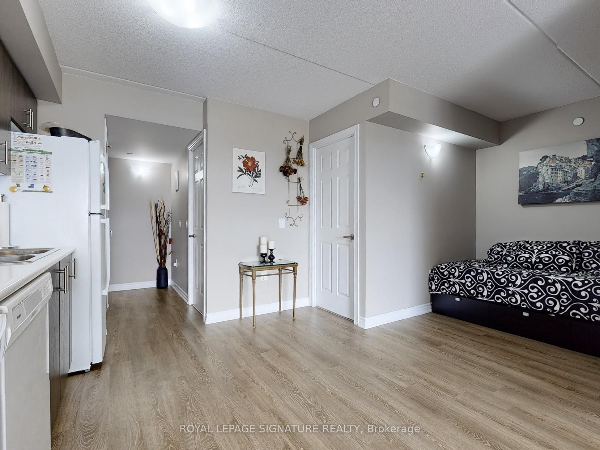 716 Main Street E, #505