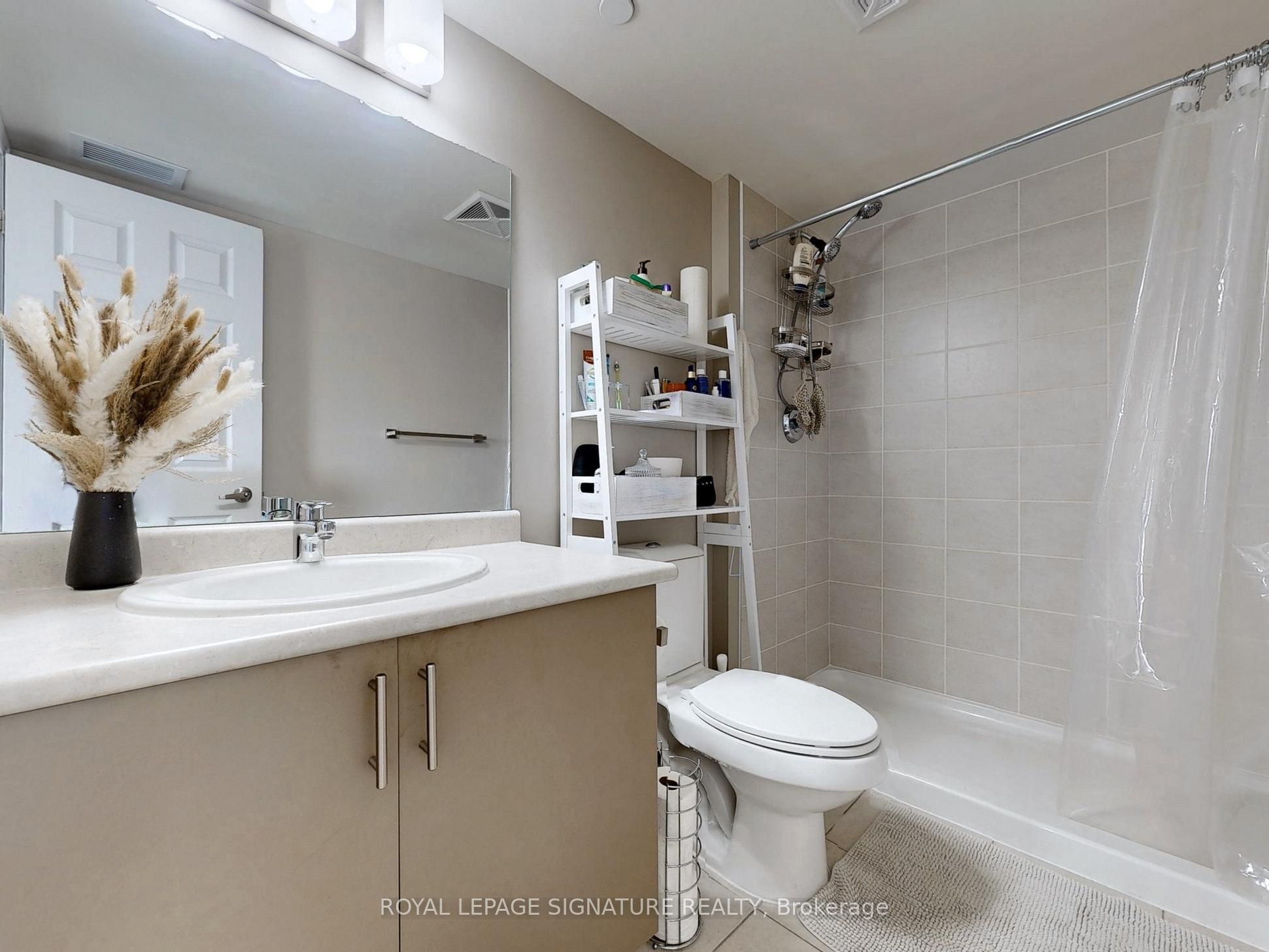 716 Main Street E, #505