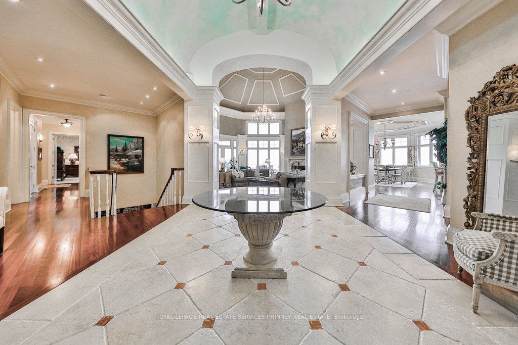 872 Whittier Crescent