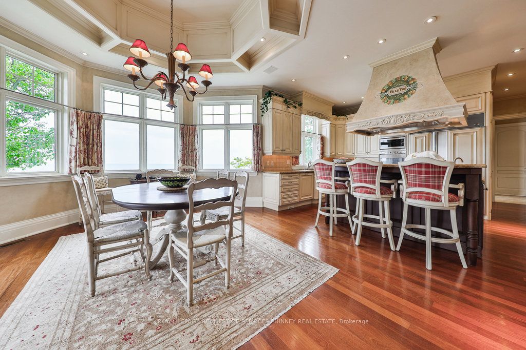 872 Whittier Crescent