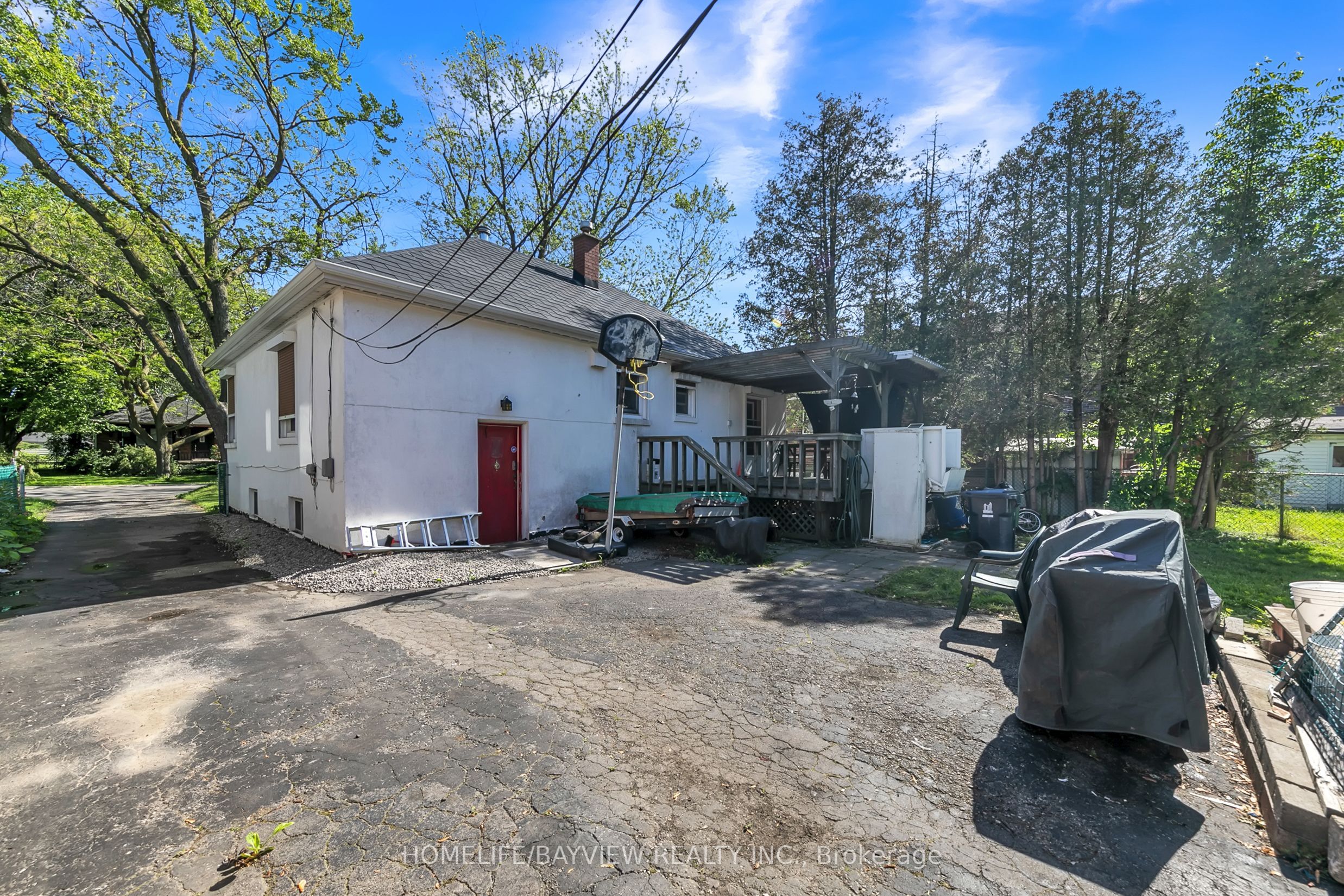 54 Ash Crescent