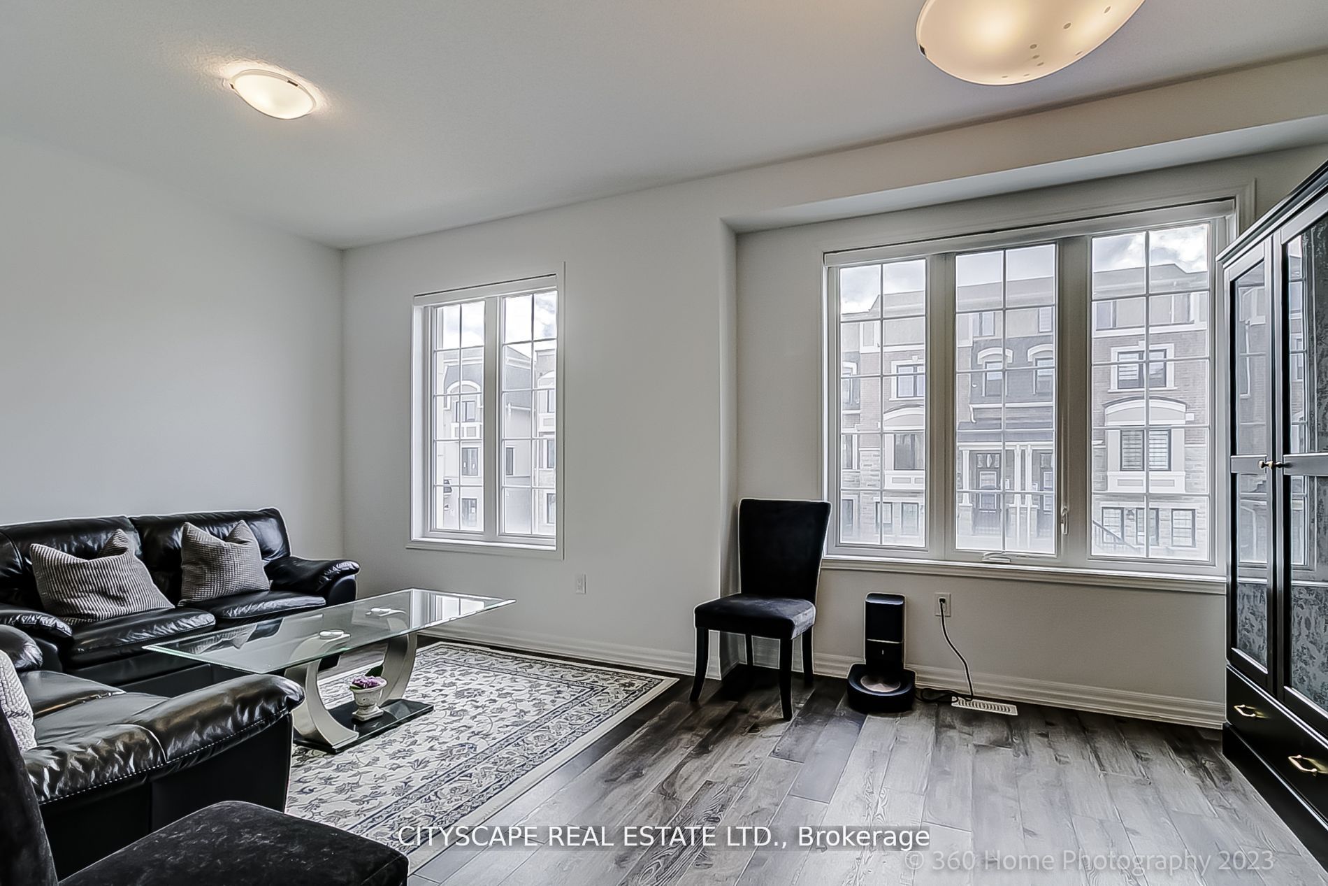3083 William Cutmore Boulevard
