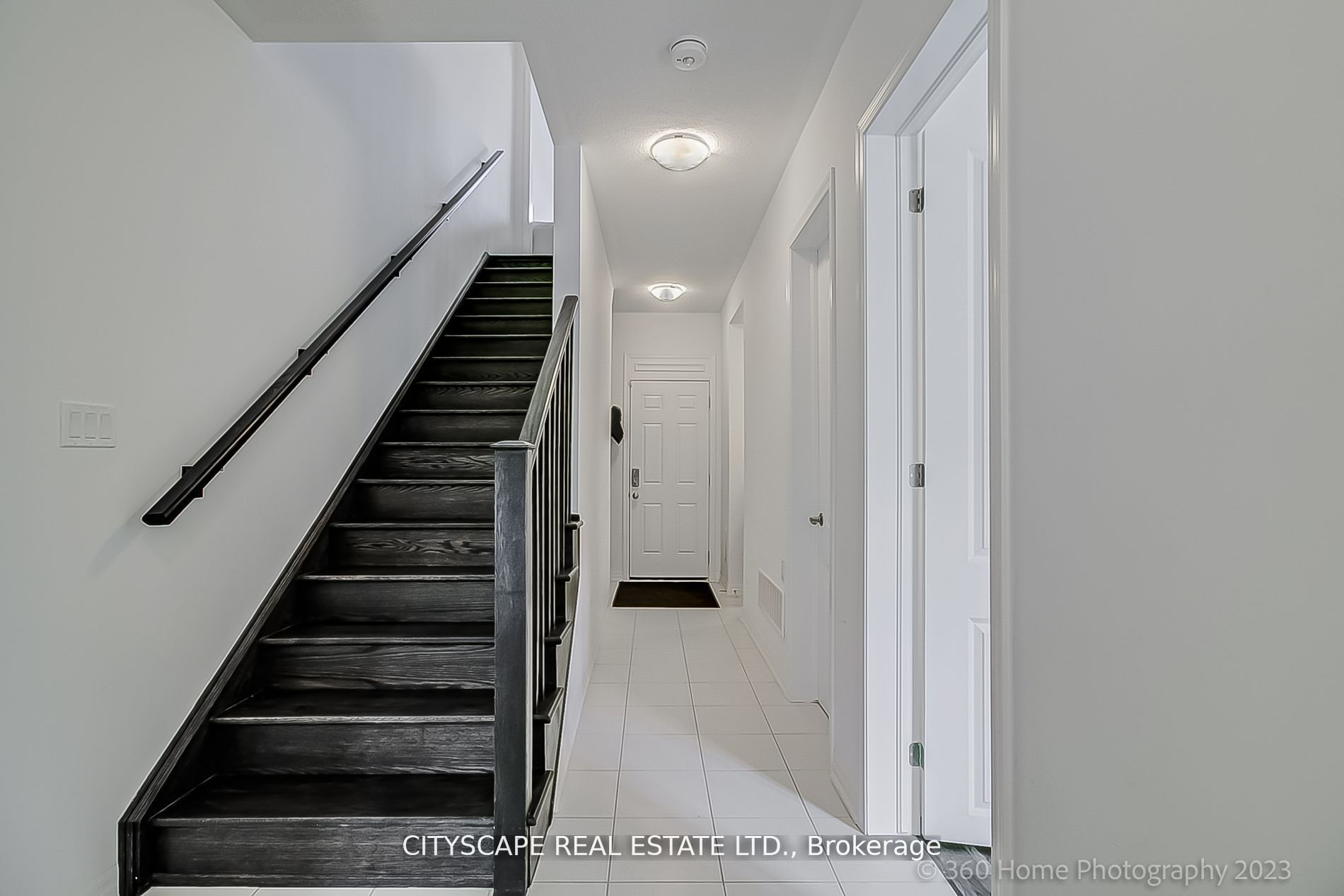 3083 William Cutmore Boulevard