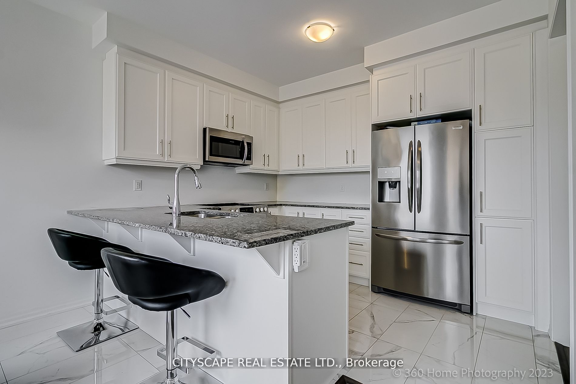 3083 William Cutmore Boulevard