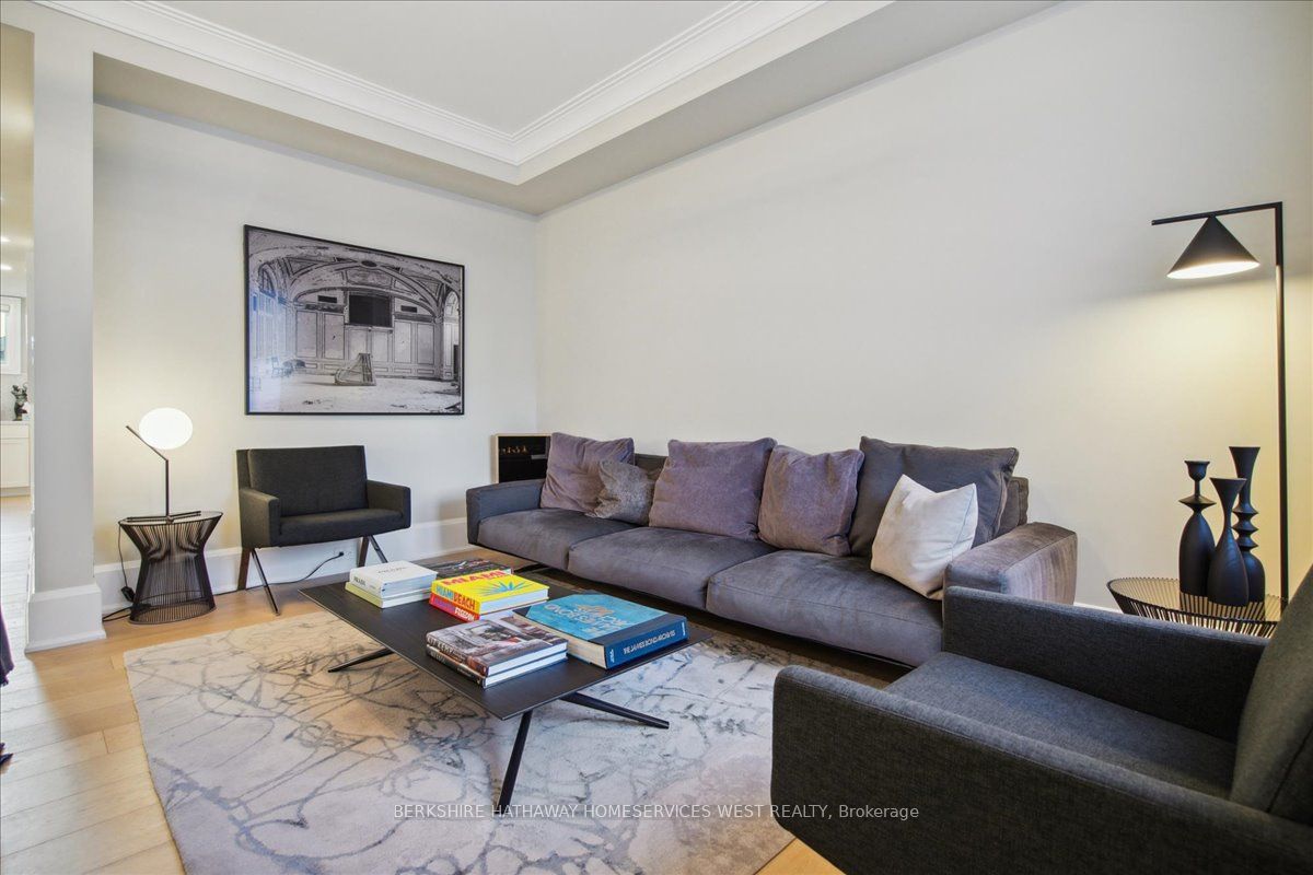 336 Robinson Street, #2