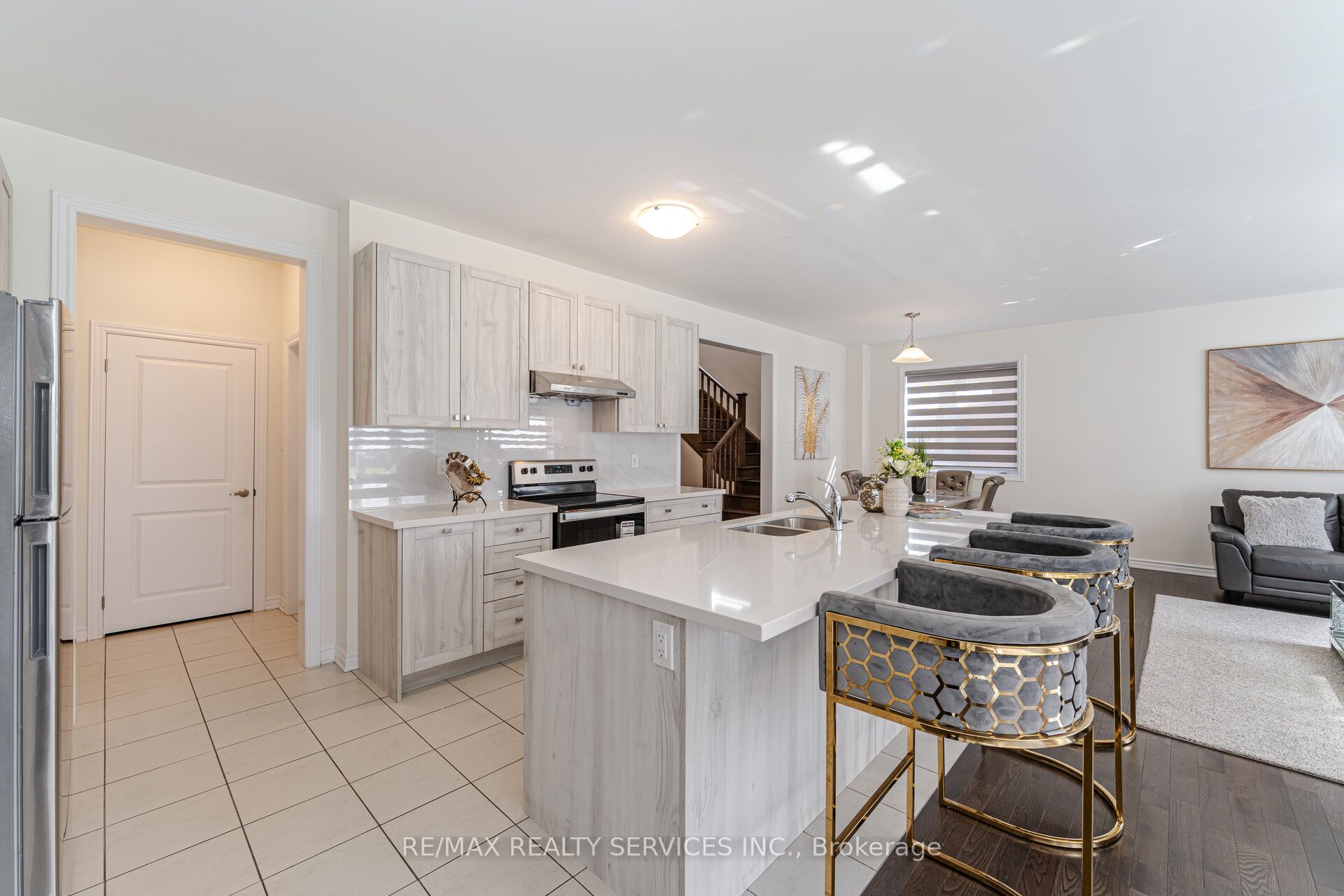 28 Tweedhill Avenue